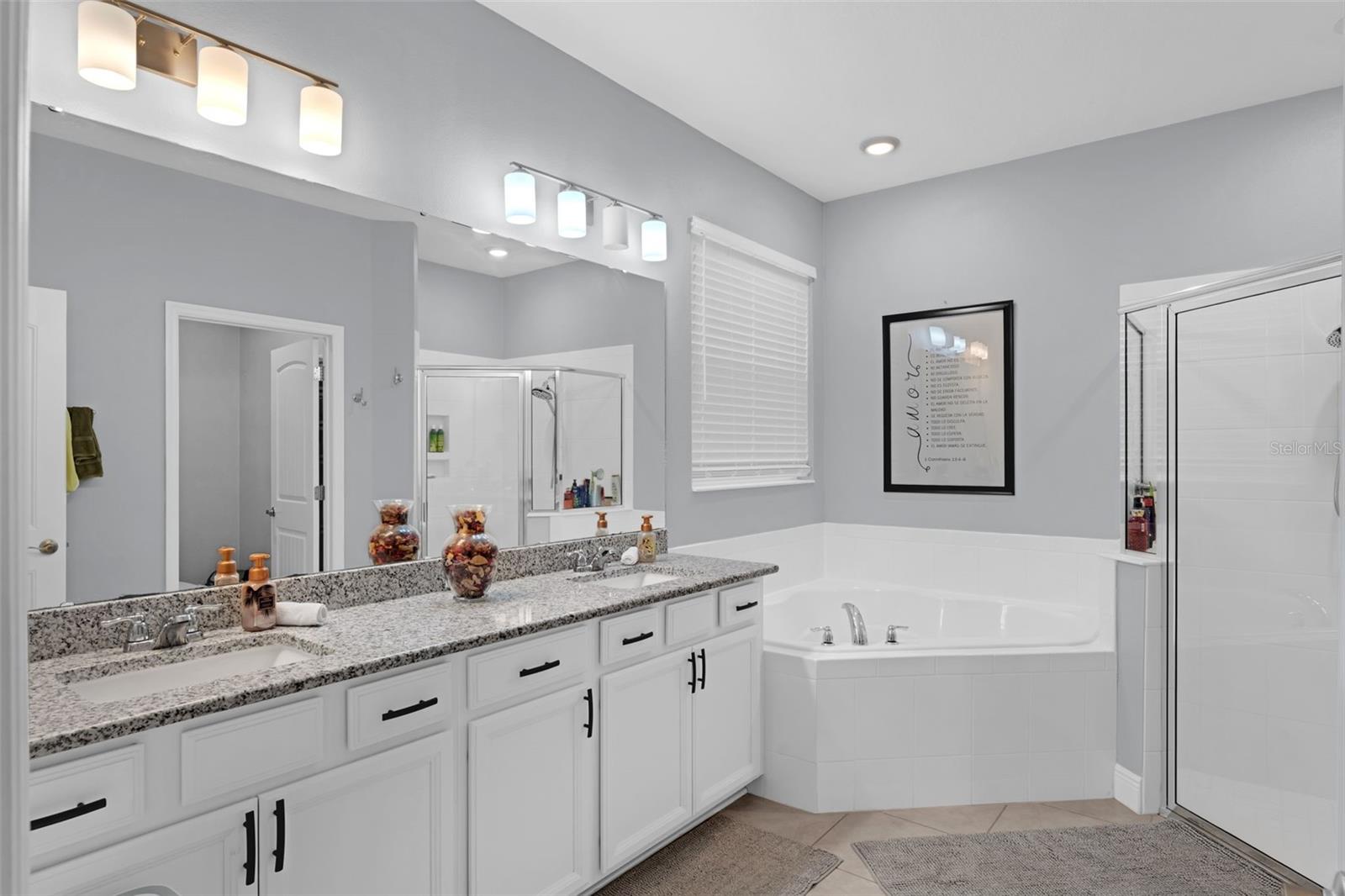 Image 30 of 62 For 10078 Hampshire Oaks Drive