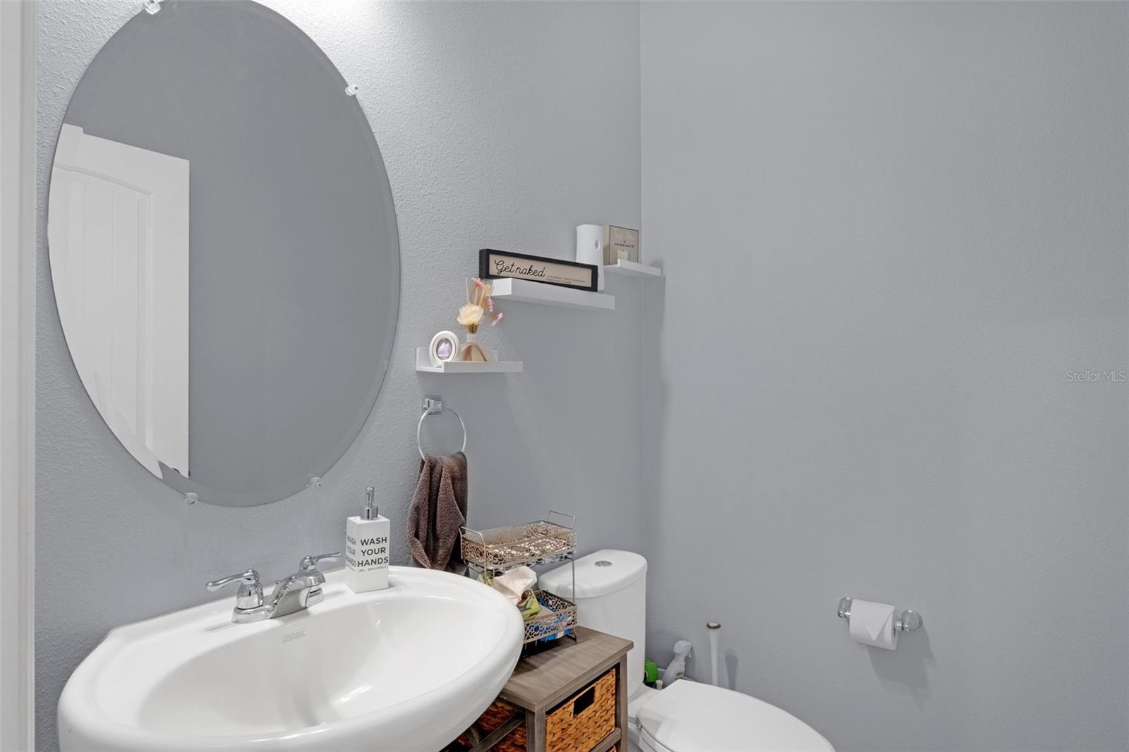 Image 32 of 62 For 10078 Hampshire Oaks Drive