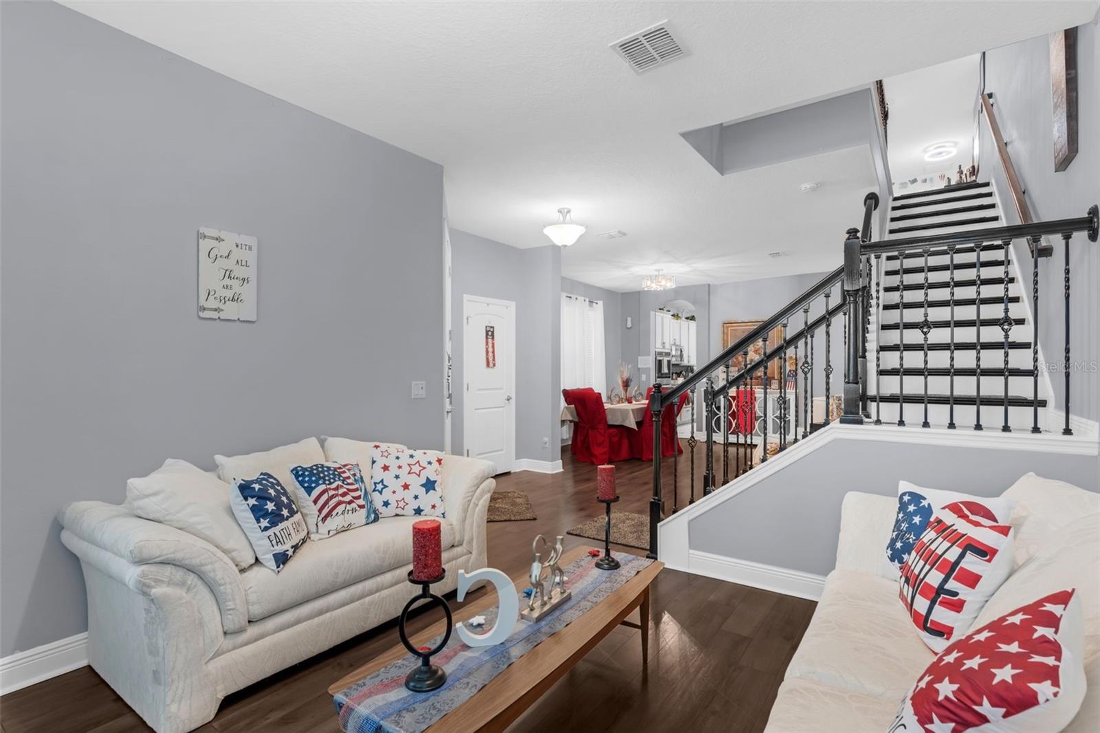 Image 8 of 62 For 10078 Hampshire Oaks Drive
