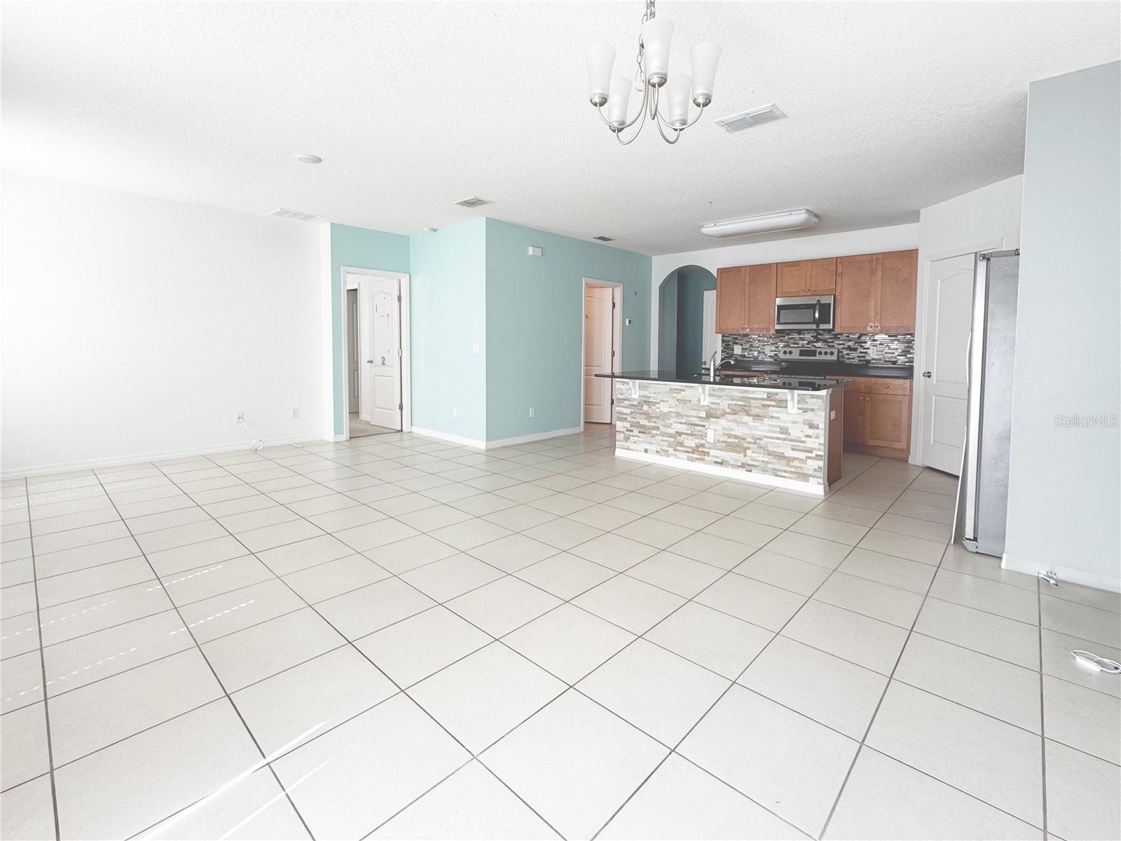 Image 3 of 23 For 316 Tanglewood Drive