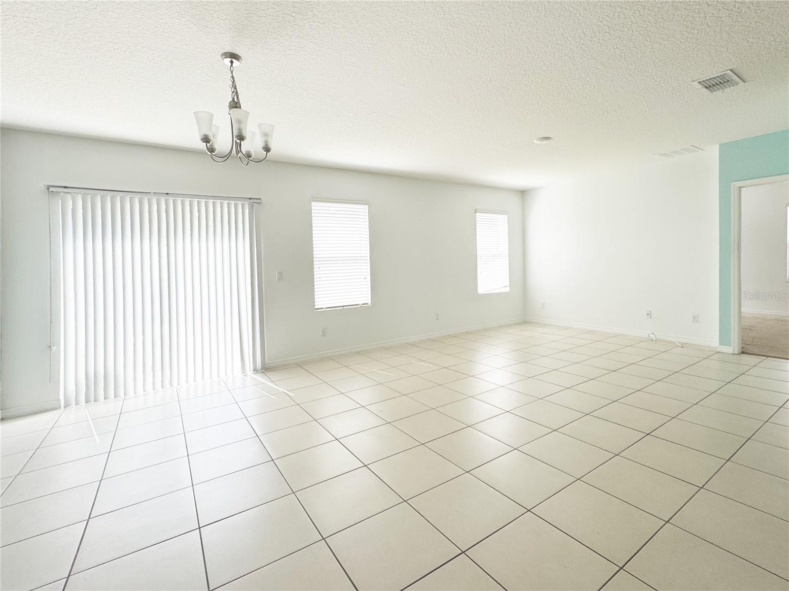 Image 6 of 23 For 316 Tanglewood Drive