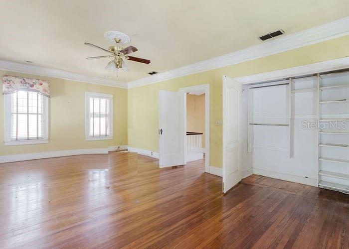 Image 7 of 22 For 1854 Ingleside Avenue