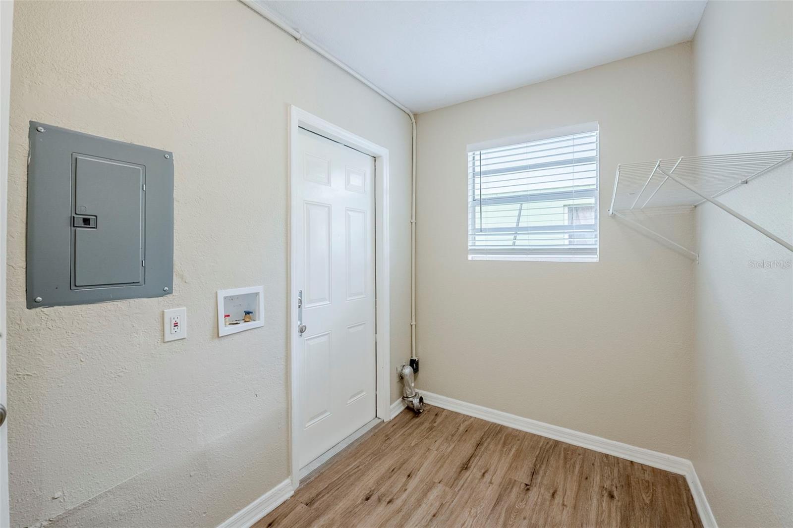 Image 18 of 38 For 26 Channing Avenue