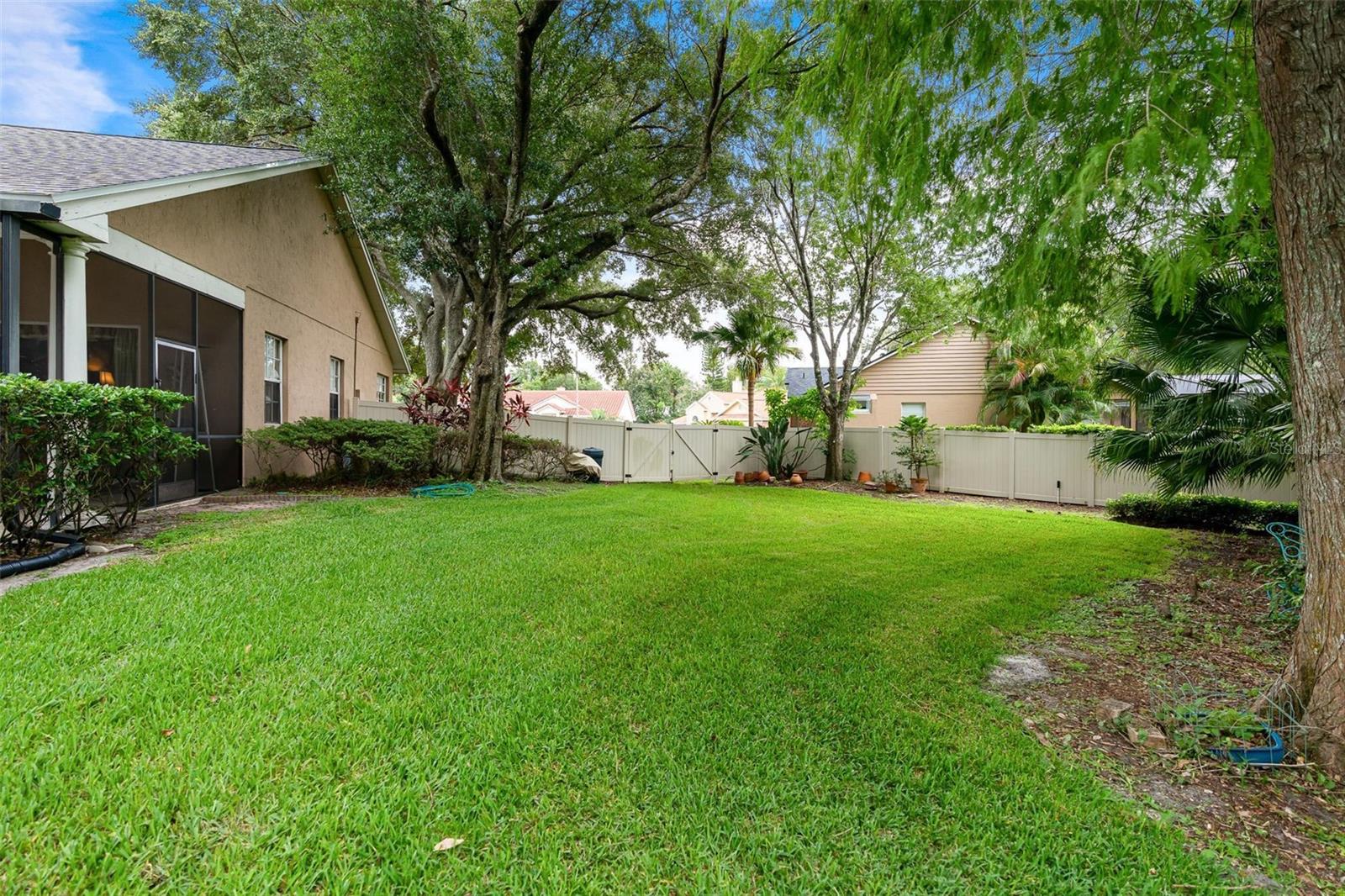 Image 39 of 41 For 610 Baywood Court