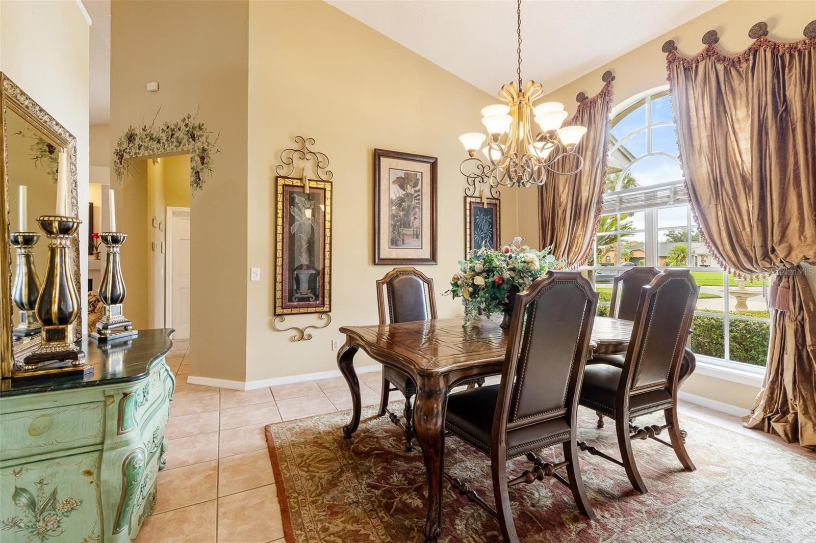 Image 7 of 41 For 610 Baywood Court