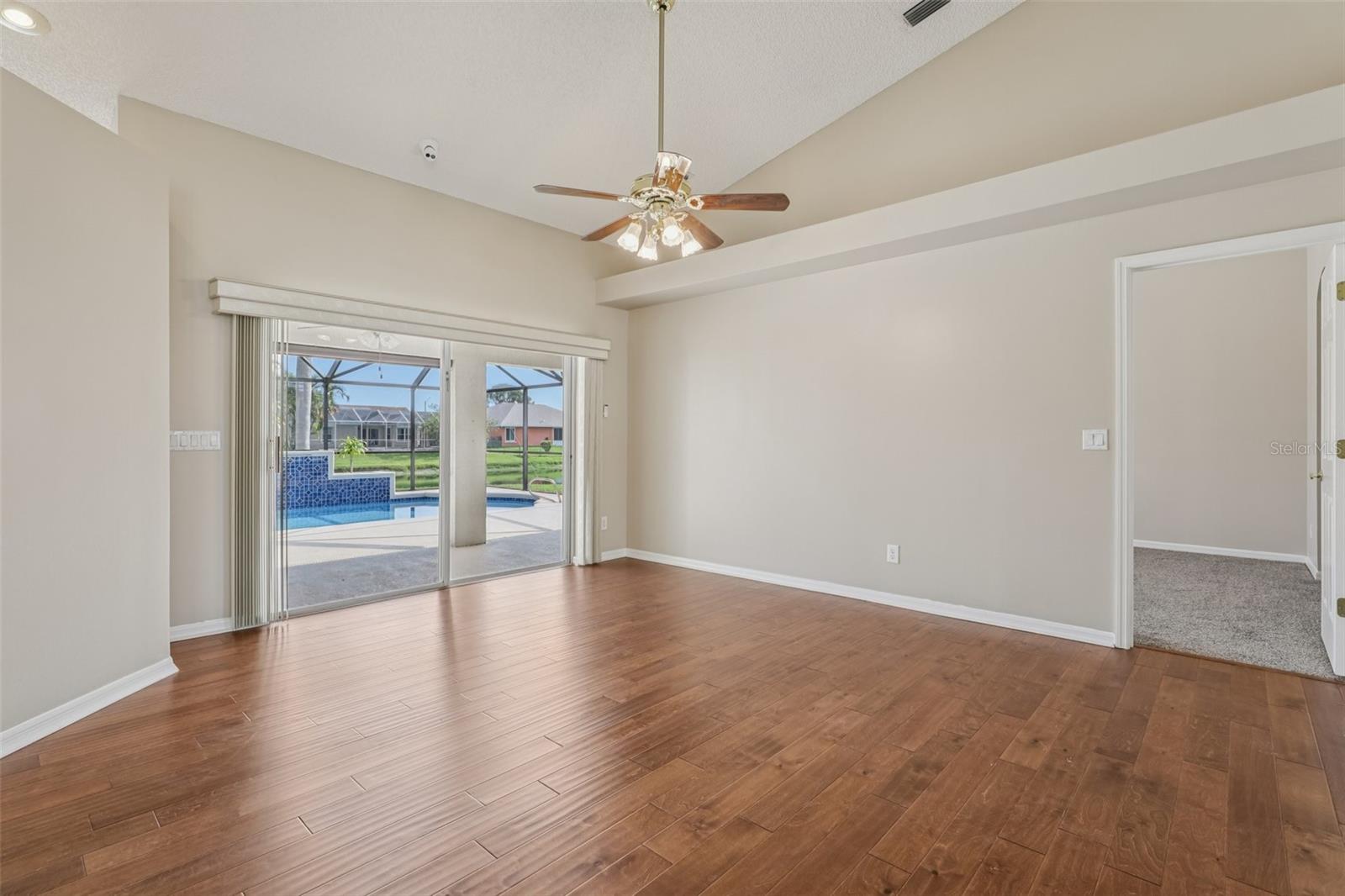 Image 13 of 76 For 970 Sabal Grove Drive