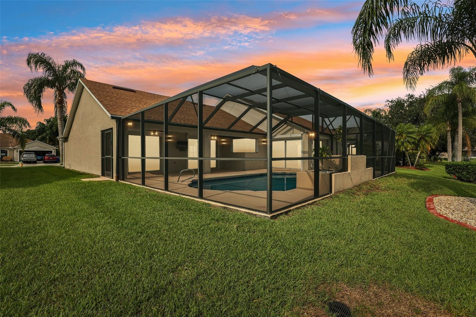 Image 8 of 76 For 970 Sabal Grove Drive