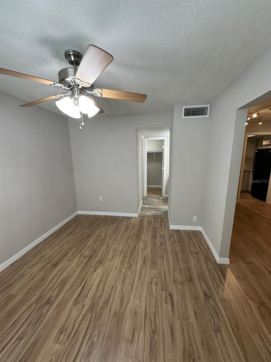 Image 8 of 10 For 559 Flemming Way 105