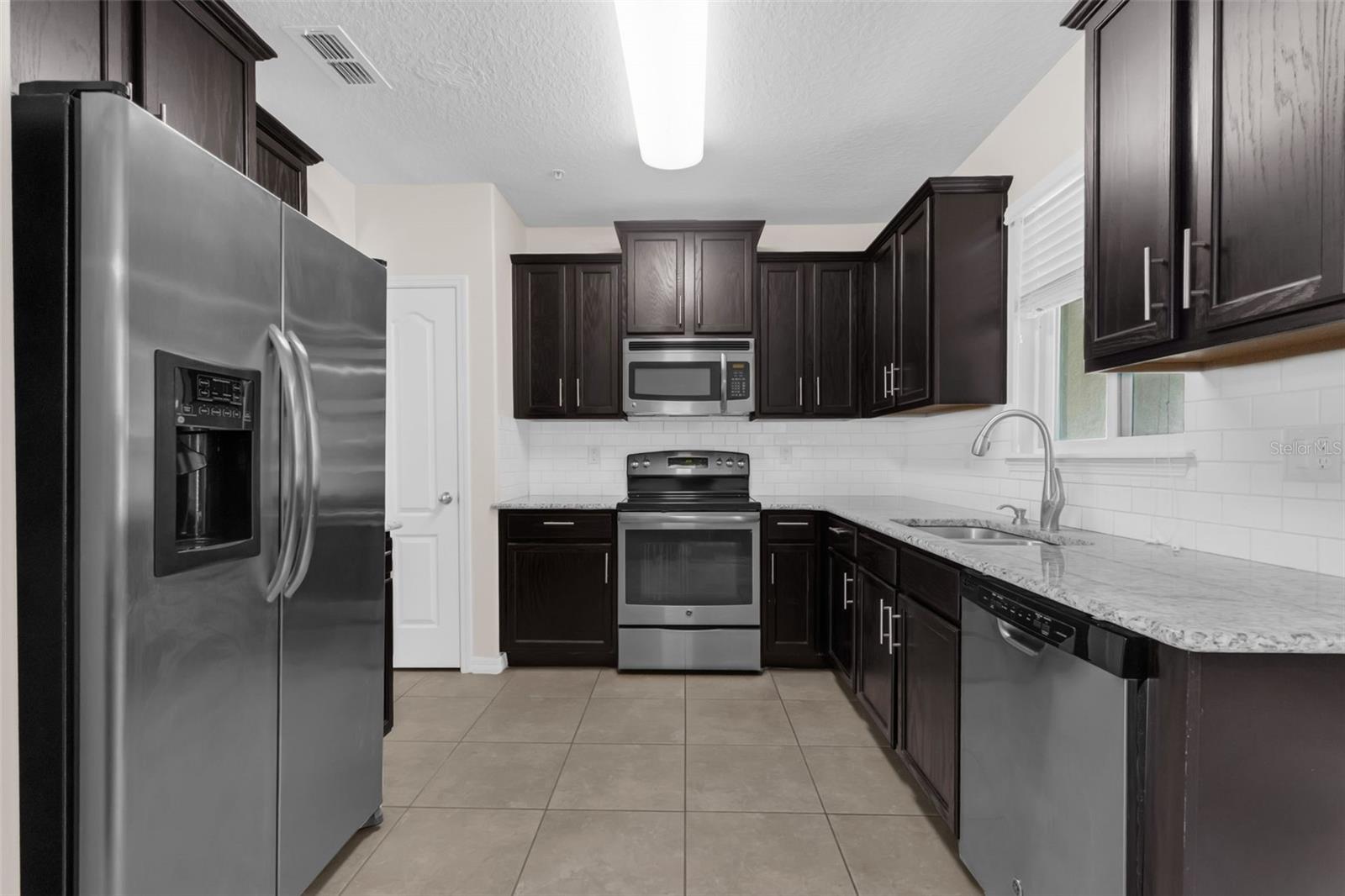 Image 10 of 43 For 2502 Seven Oaks Drive