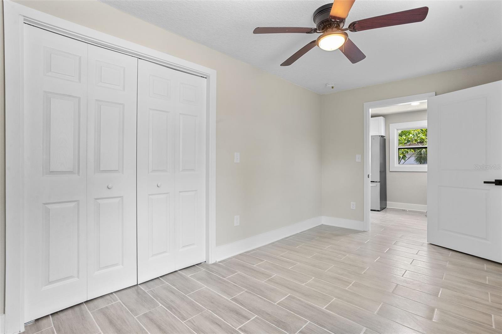 Image 7 of 44 For 209 14th Street
