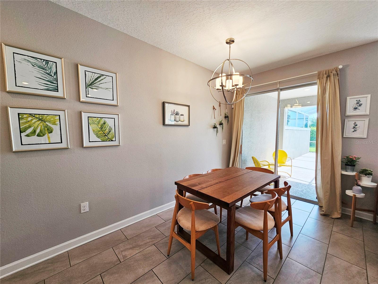 Image 7 of 39 For 850 Pebble Beach Drive