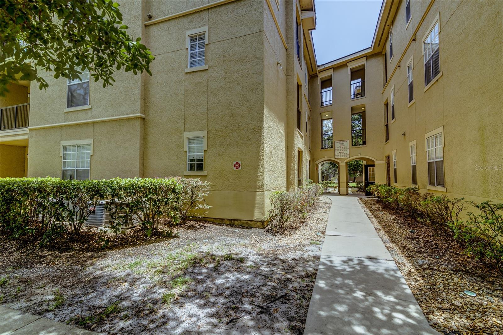 Image 18 of 24 For 114 Vista Verdi Circle 116