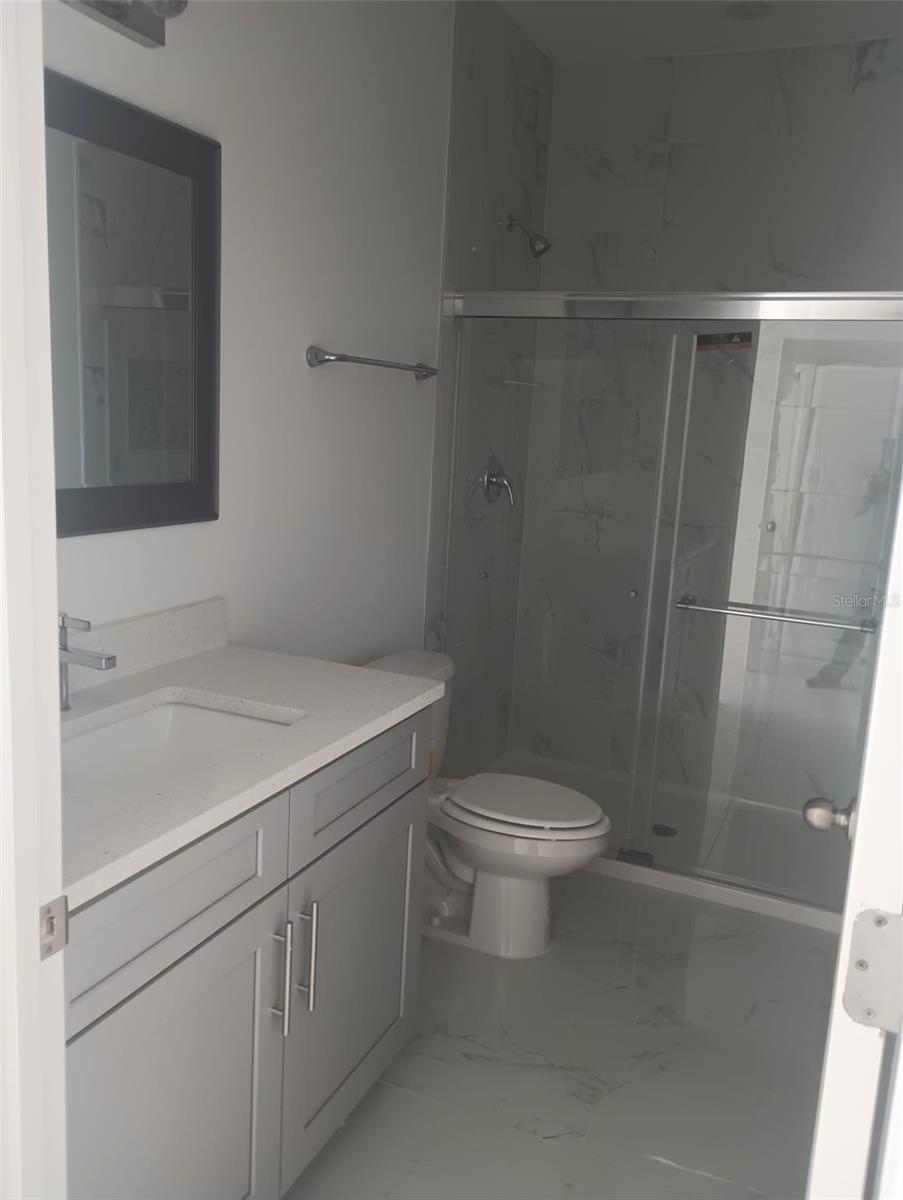 Image 10 of 27 For 322 New York Avenue 322
