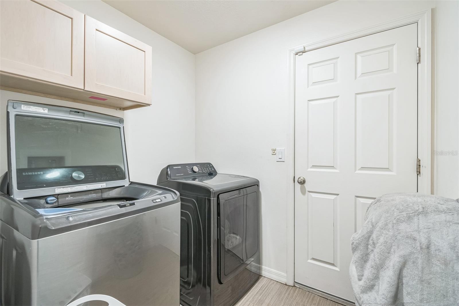 Image 19 of 20 For 546 Cooper Street Sw