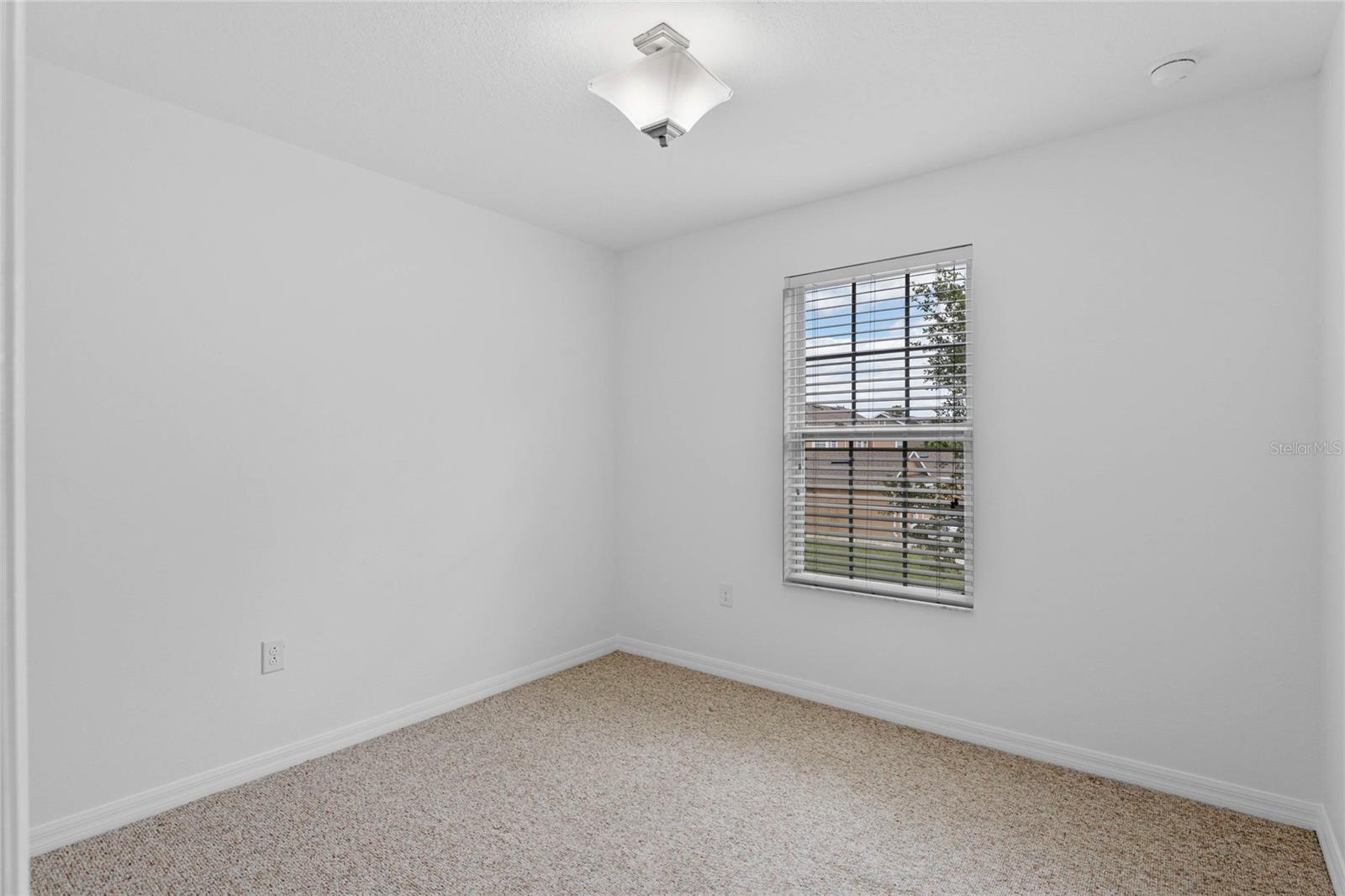 Image 18 of 22 For 7948 Edgewood Forest Drive