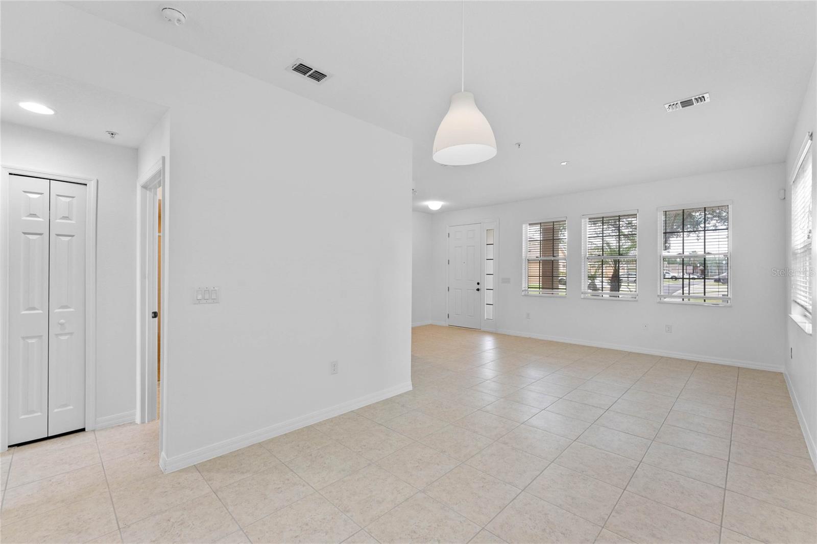 Image 4 of 22 For 7948 Edgewood Forest Drive