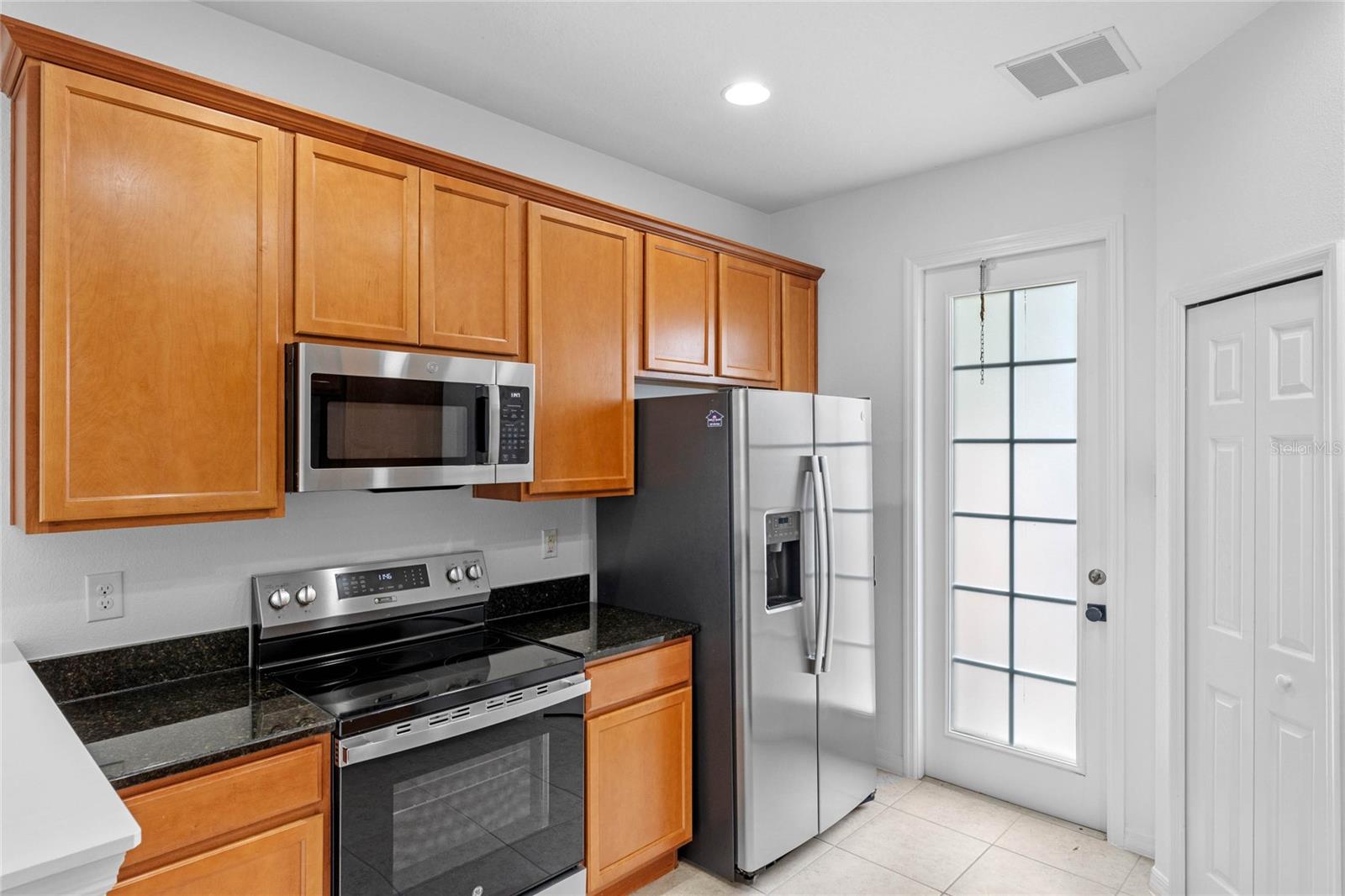 Image 5 of 22 For 7948 Edgewood Forest Drive