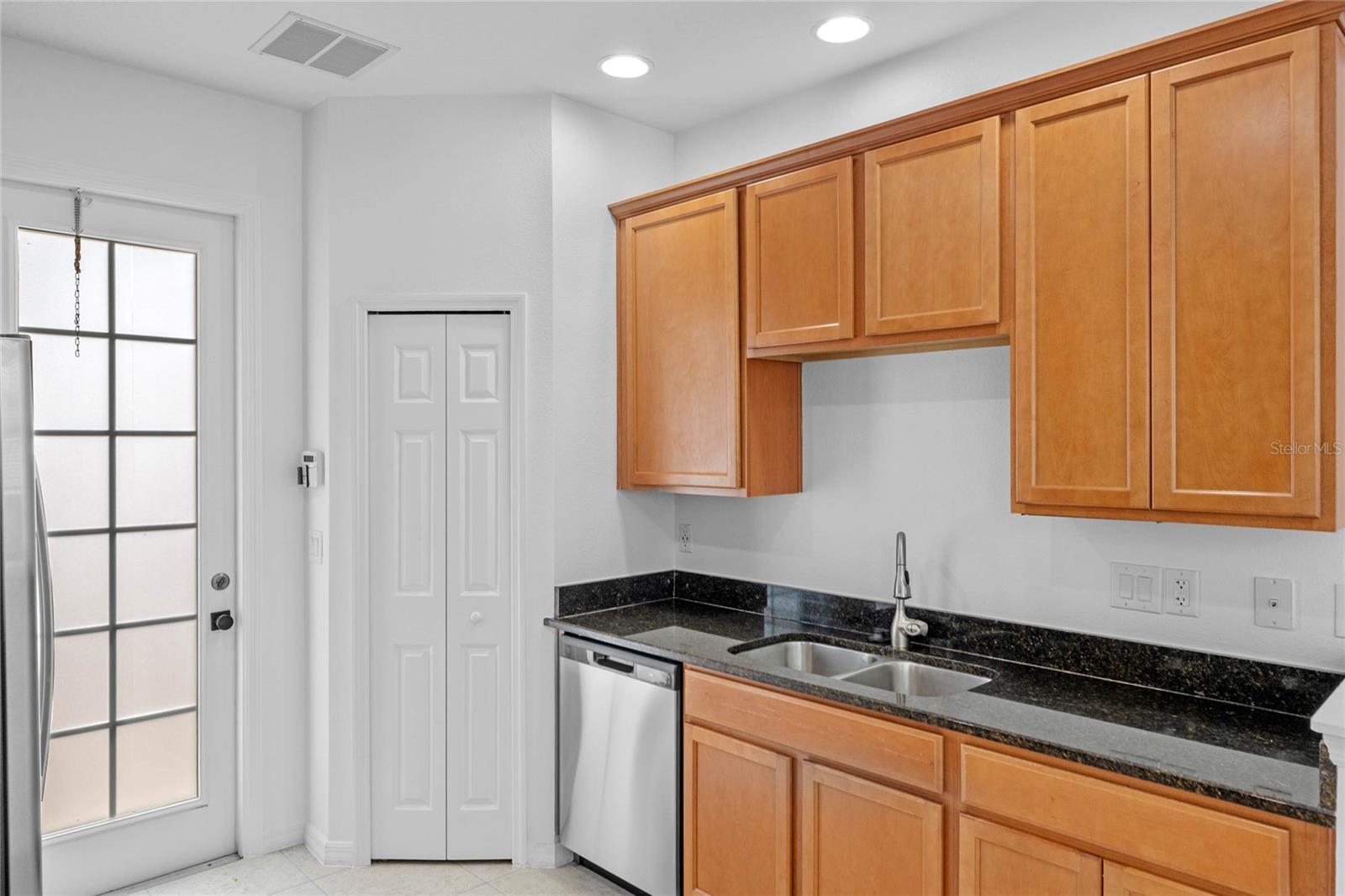 Image 6 of 22 For 7948 Edgewood Forest Drive