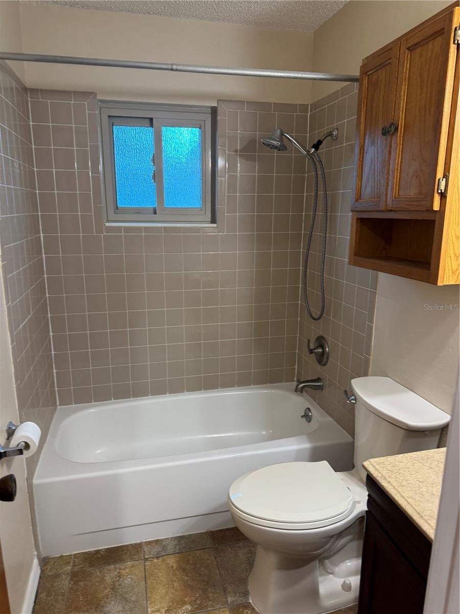 Image 20 of 24 For 1335 Cr 442  