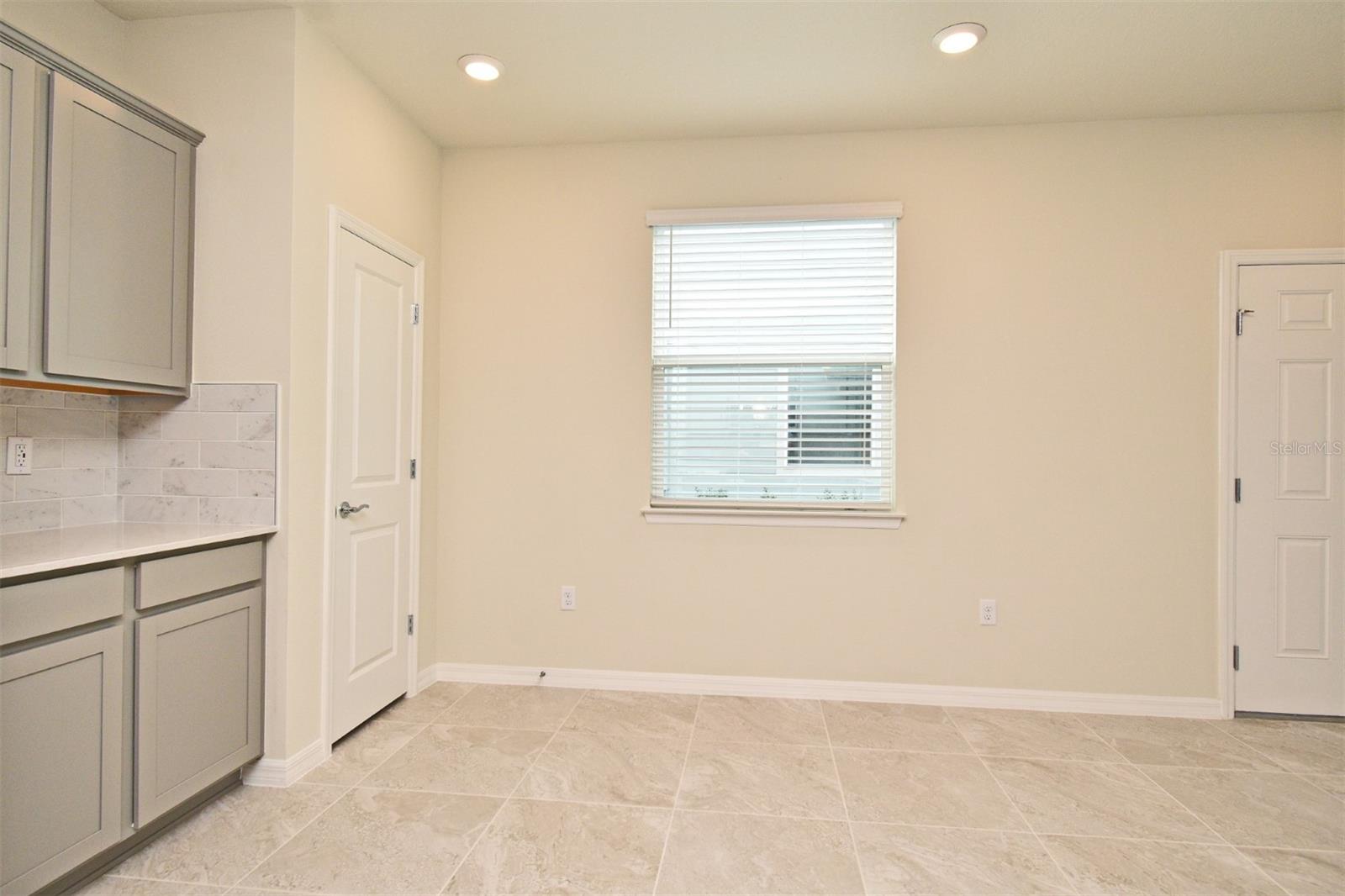 Image 20 of 47 For 3101 Emerald Acres Lane