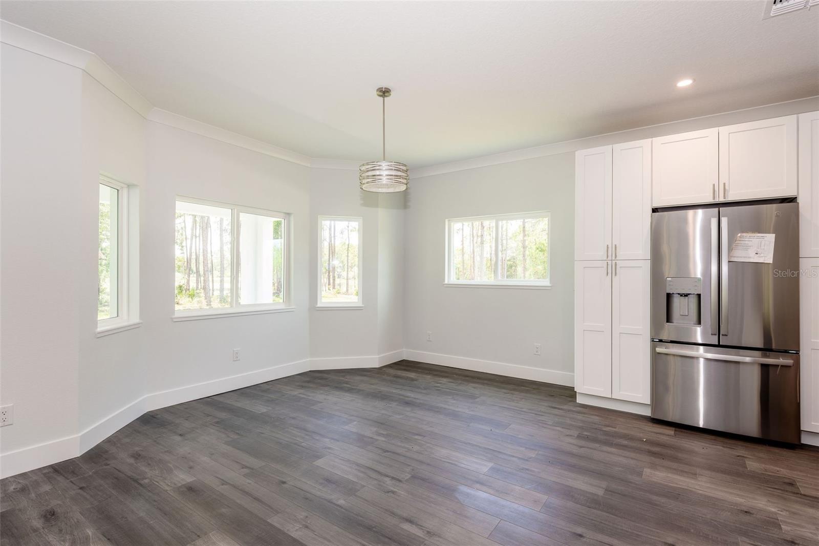 Image 15 of 53 For 300 Mitnik Drive