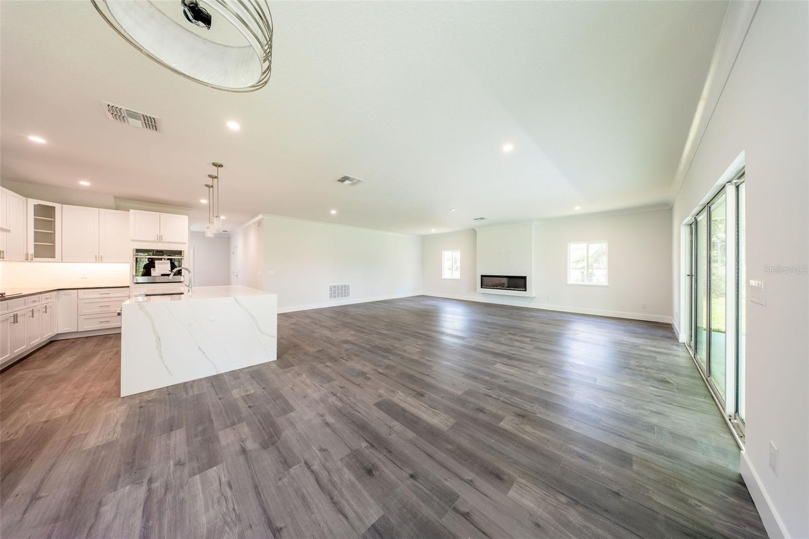 Image 16 of 53 For 300 Mitnik Drive