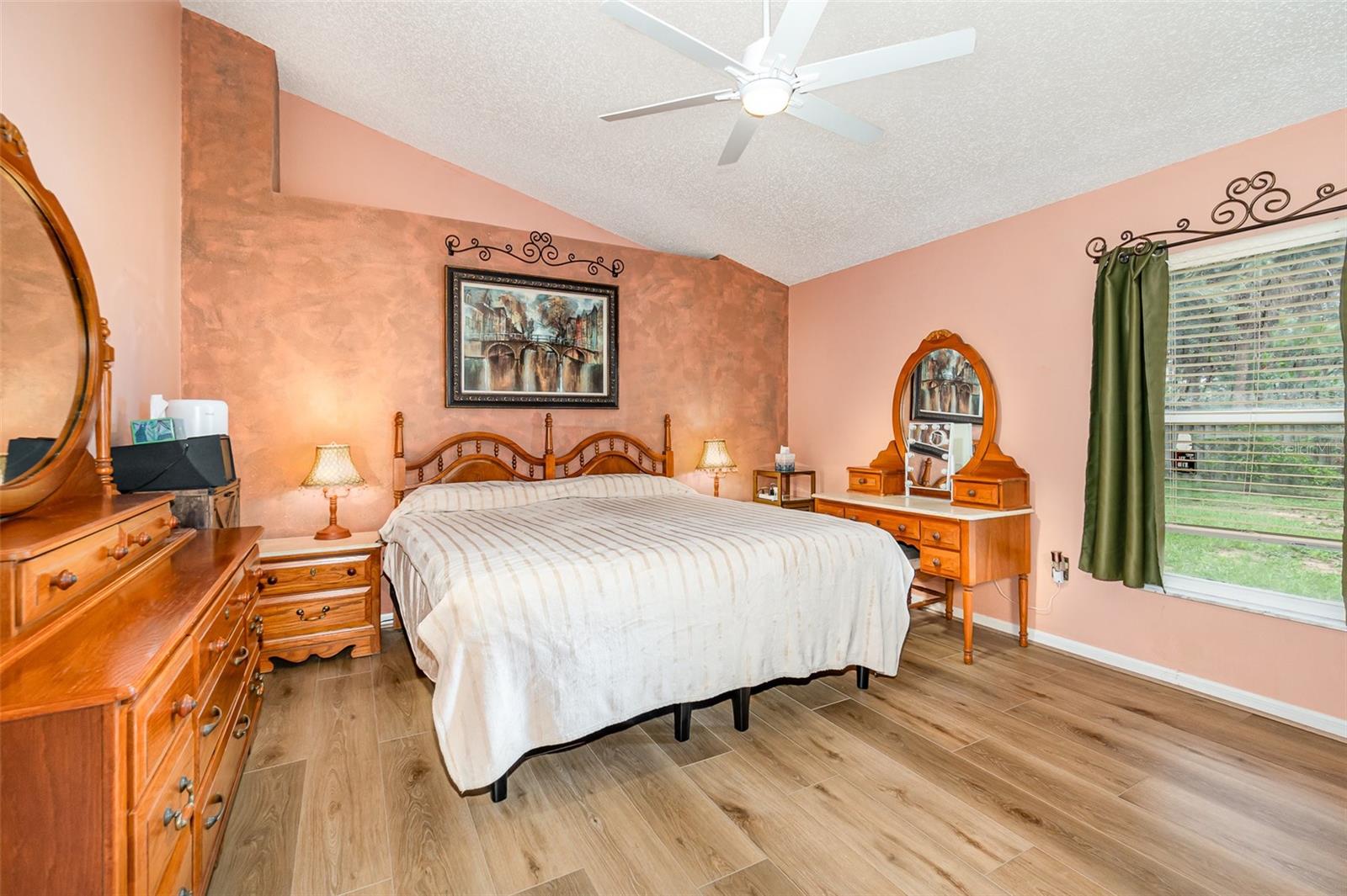 Image 11 of 38 For 16103 Denham Court