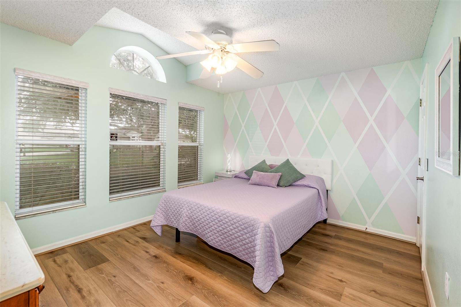 Image 15 of 38 For 16103 Denham Court