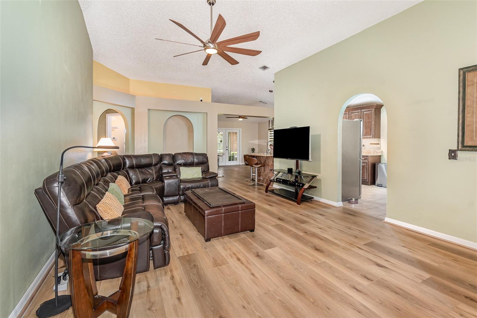 Image 4 of 38 For 16103 Denham Court