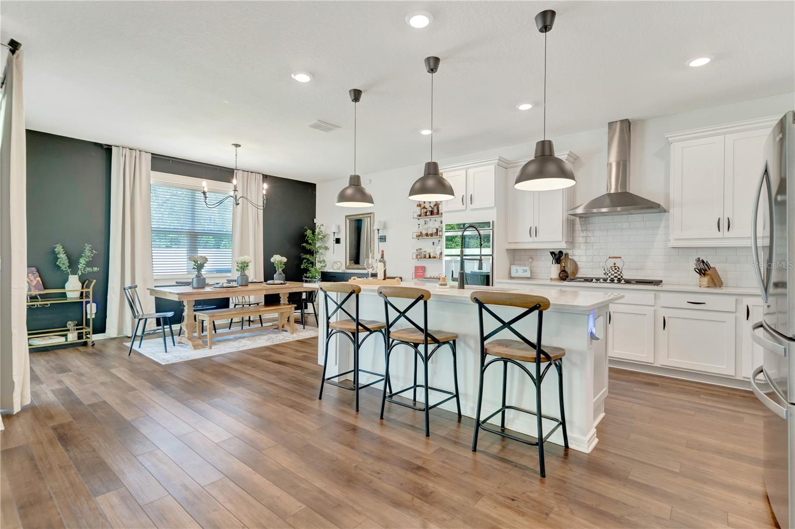 Image 9 of 24 For 2335 Green Symphony Place