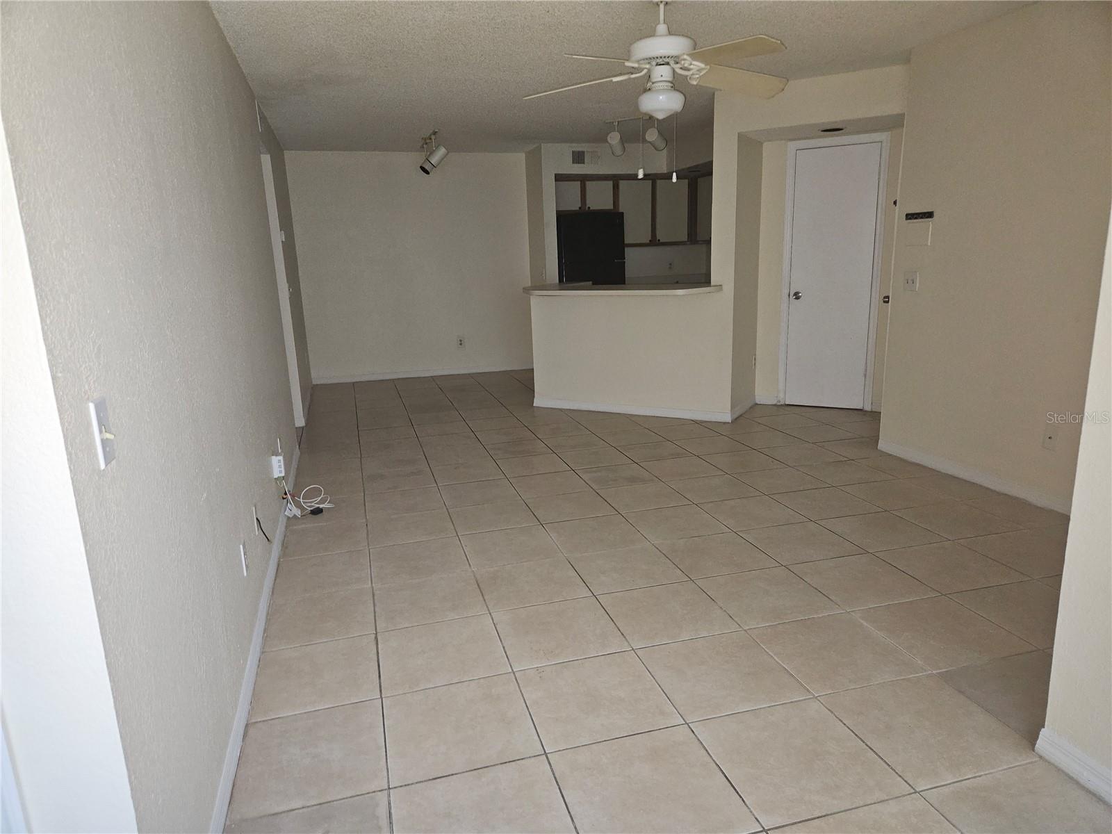 Image 6 of 13 For 4540 Commander Drive 2213