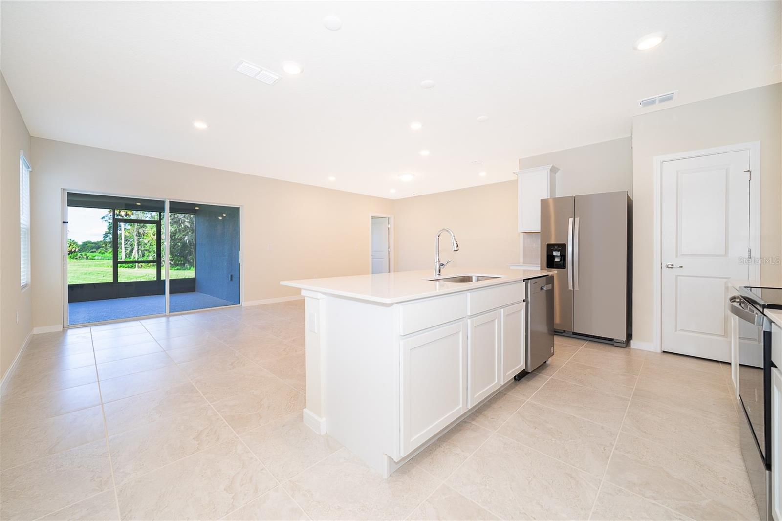 Image 12 of 28 For 1467 Woodmont Boulevard
