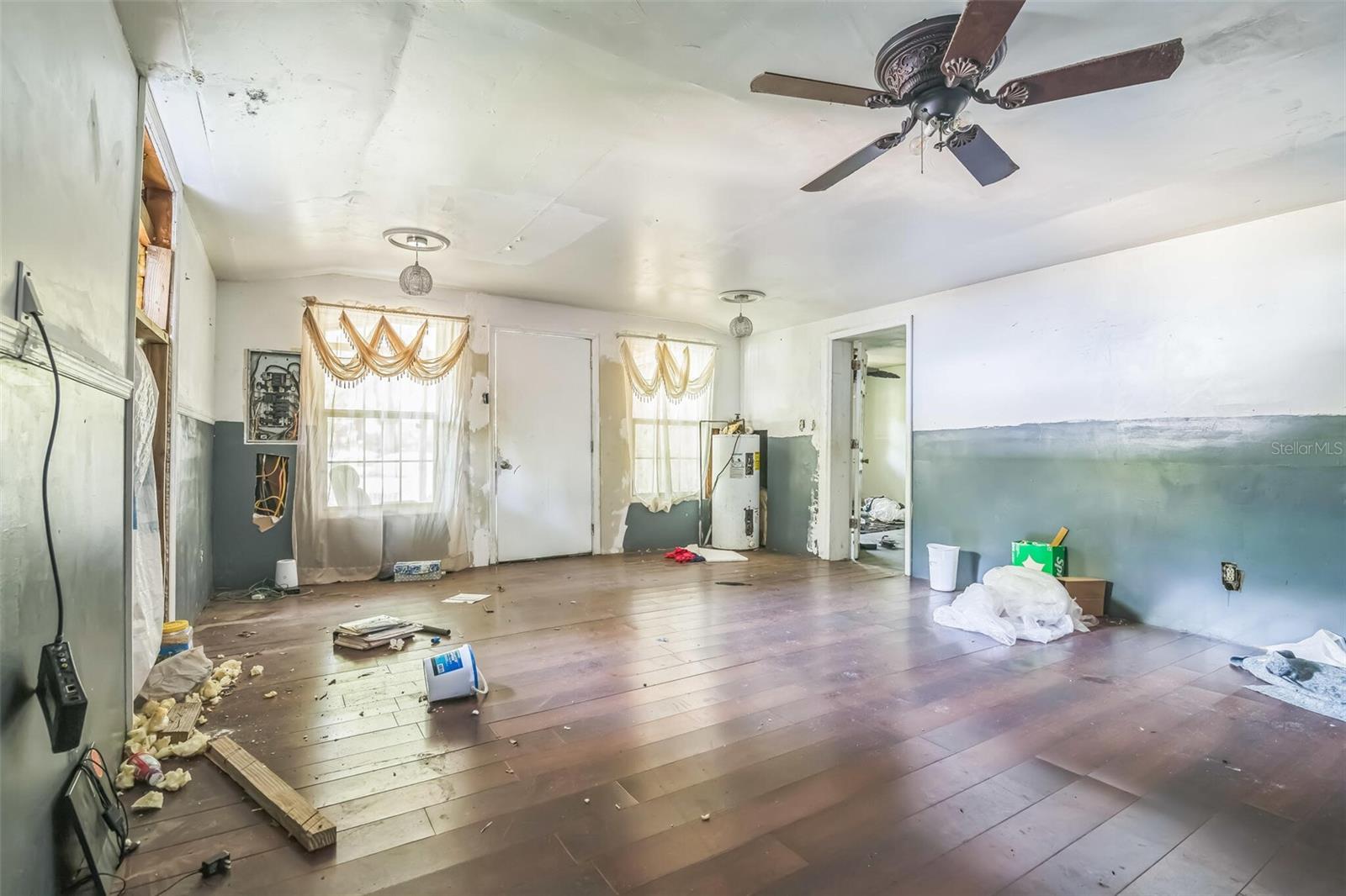 Image 11 of 29 For 4190 54th Court