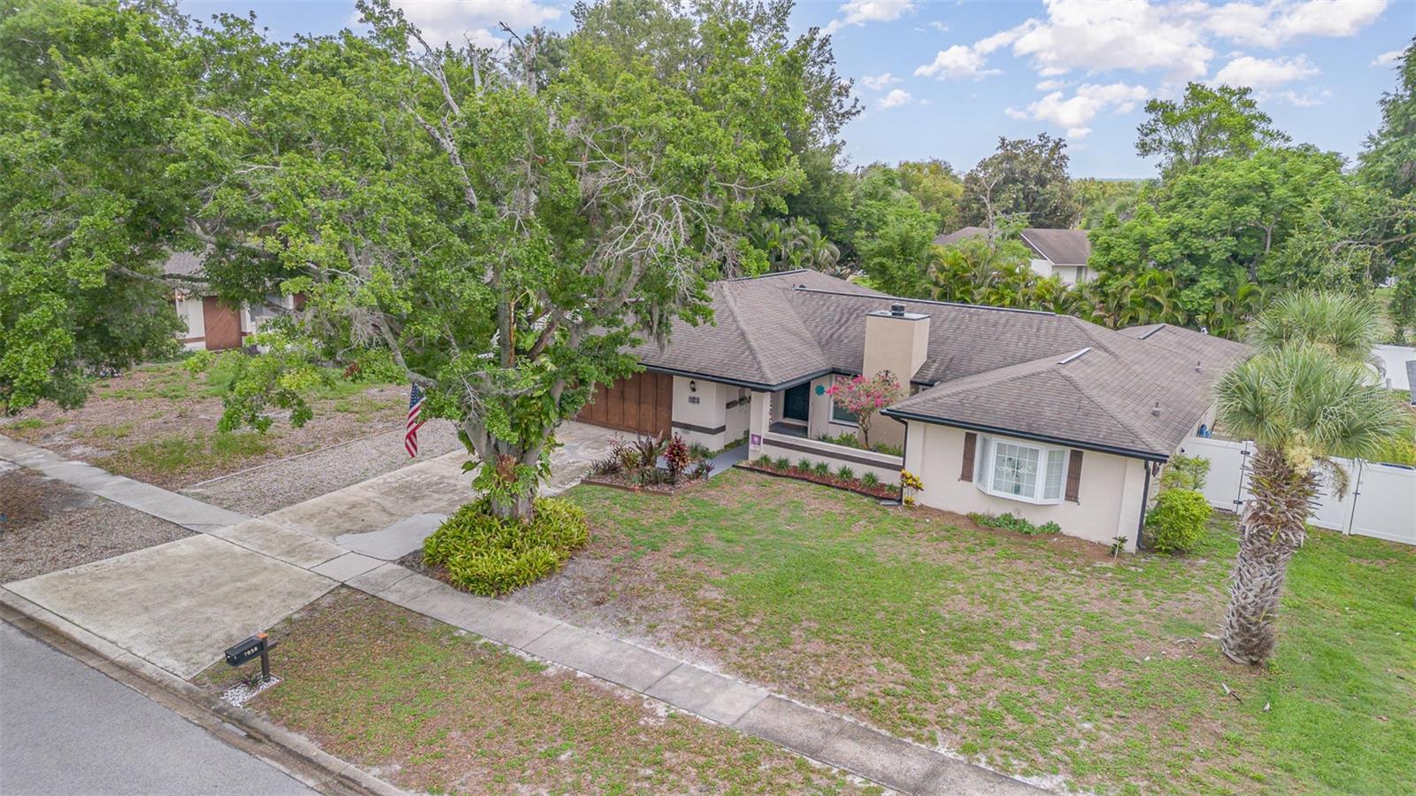 Image 26 of 30 For 7058 Archwood Drive
