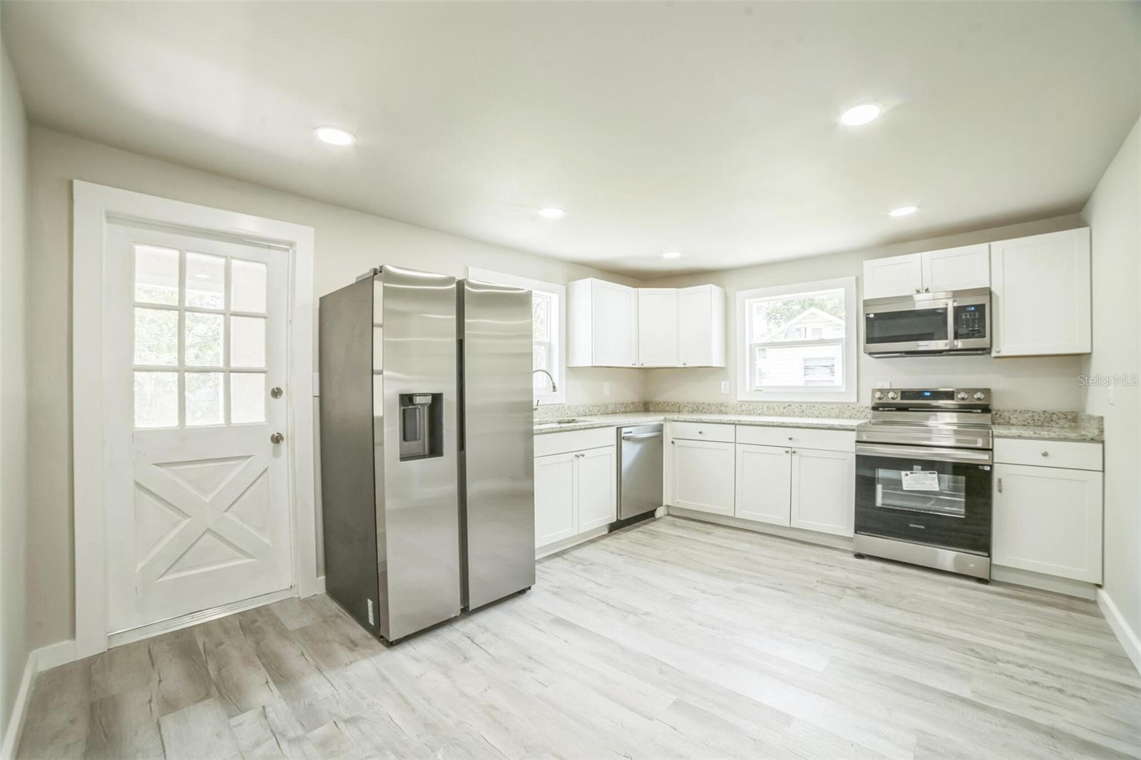 Image 2 of 11 For 3823 Avenue R Nw