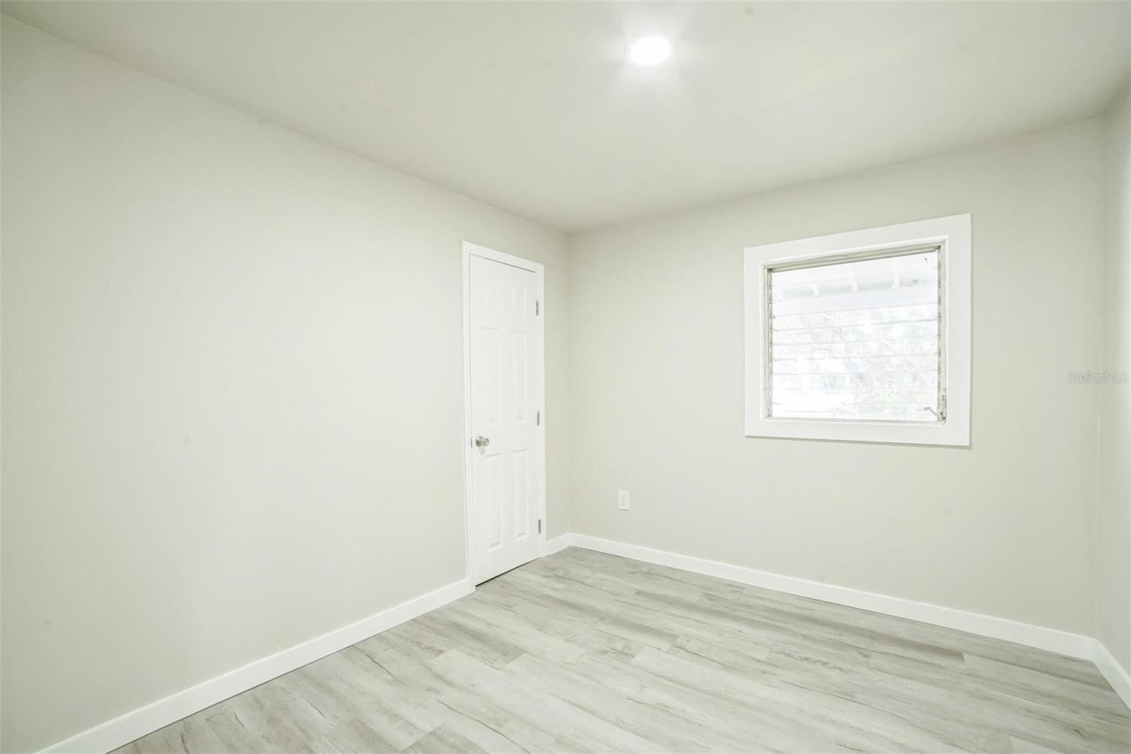 Image 8 of 11 For 3823 Avenue R Nw