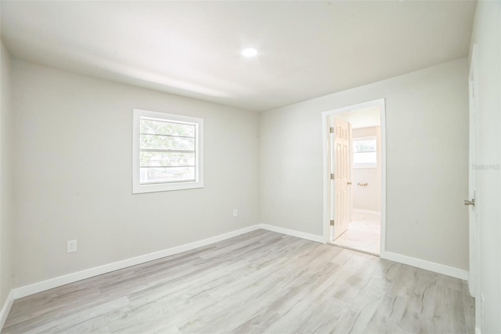 Image 9 of 11 For 3823 Avenue R Nw