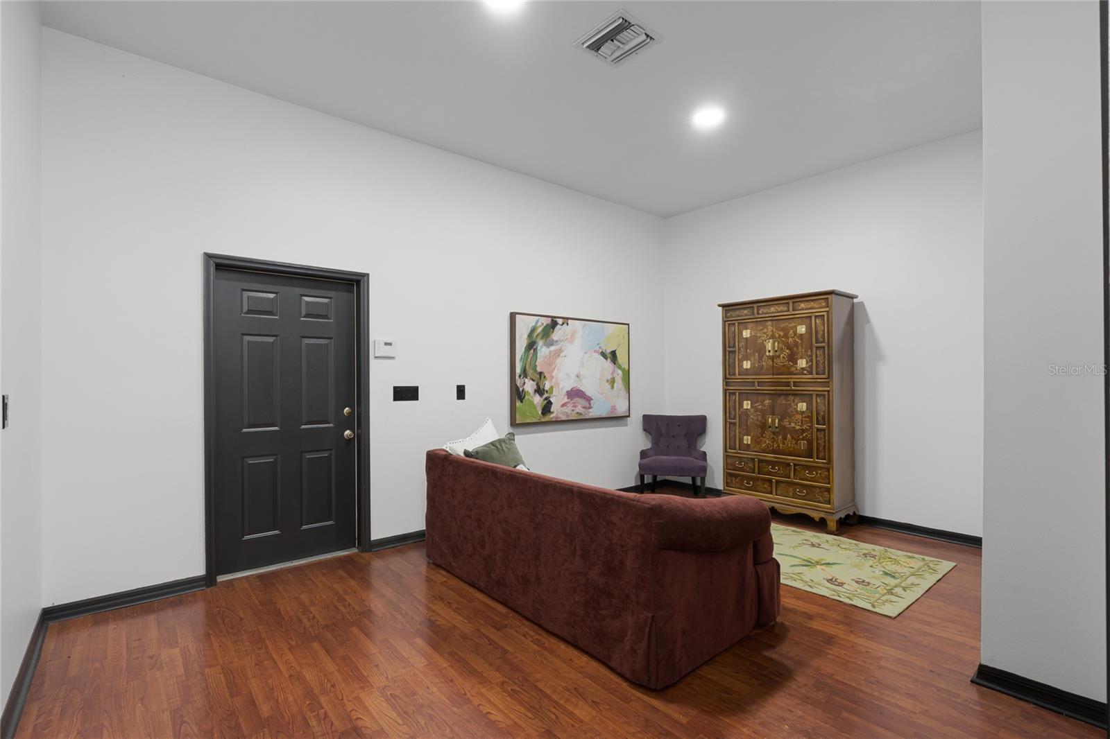 Image 45 of 65 For 16400 Lakeshore Drive
