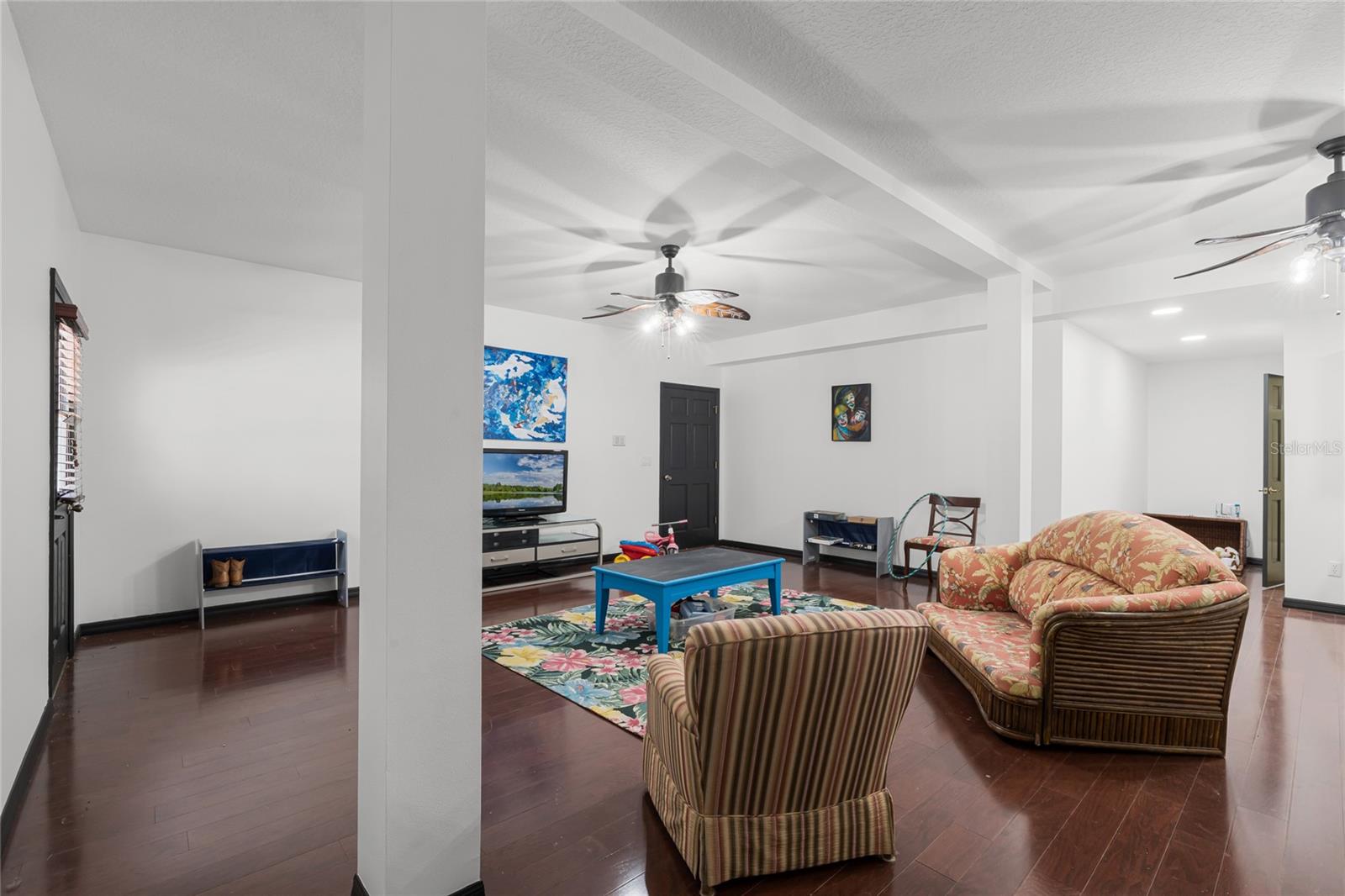 Image 48 of 65 For 16400 Lakeshore Drive