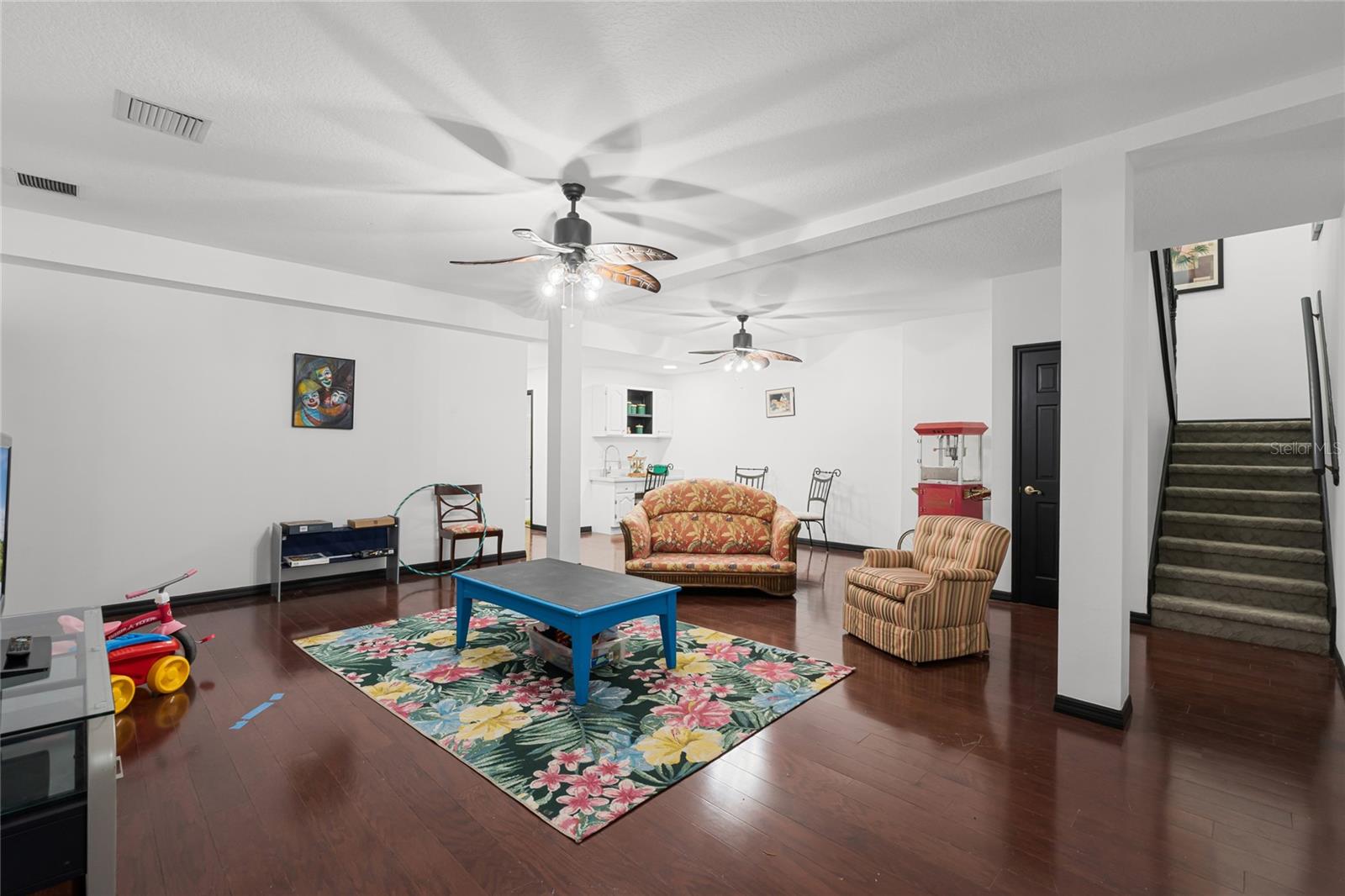 Image 49 of 65 For 16400 Lakeshore Drive