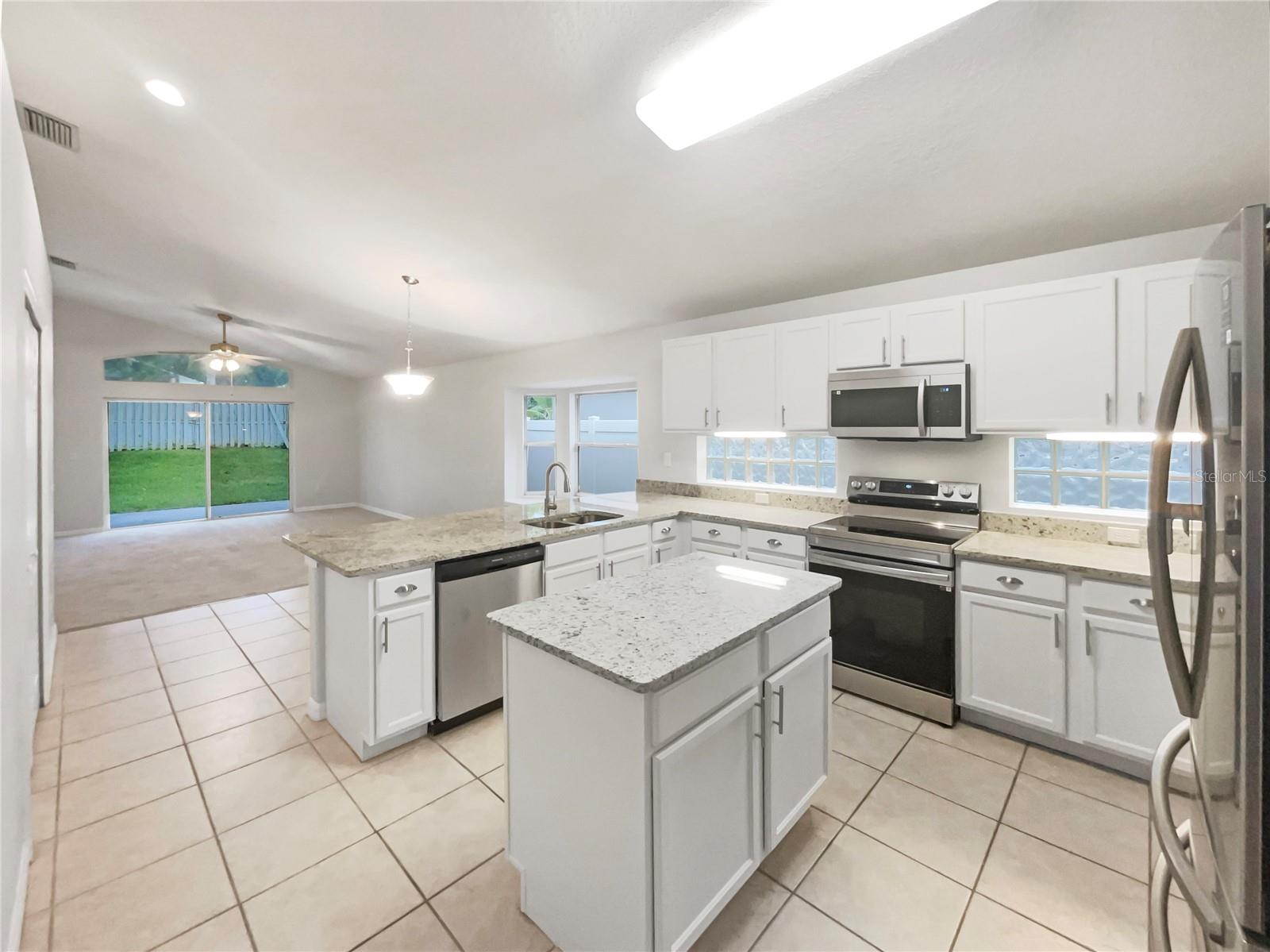 Image 6 of 34 For 5231 Alavista Drive