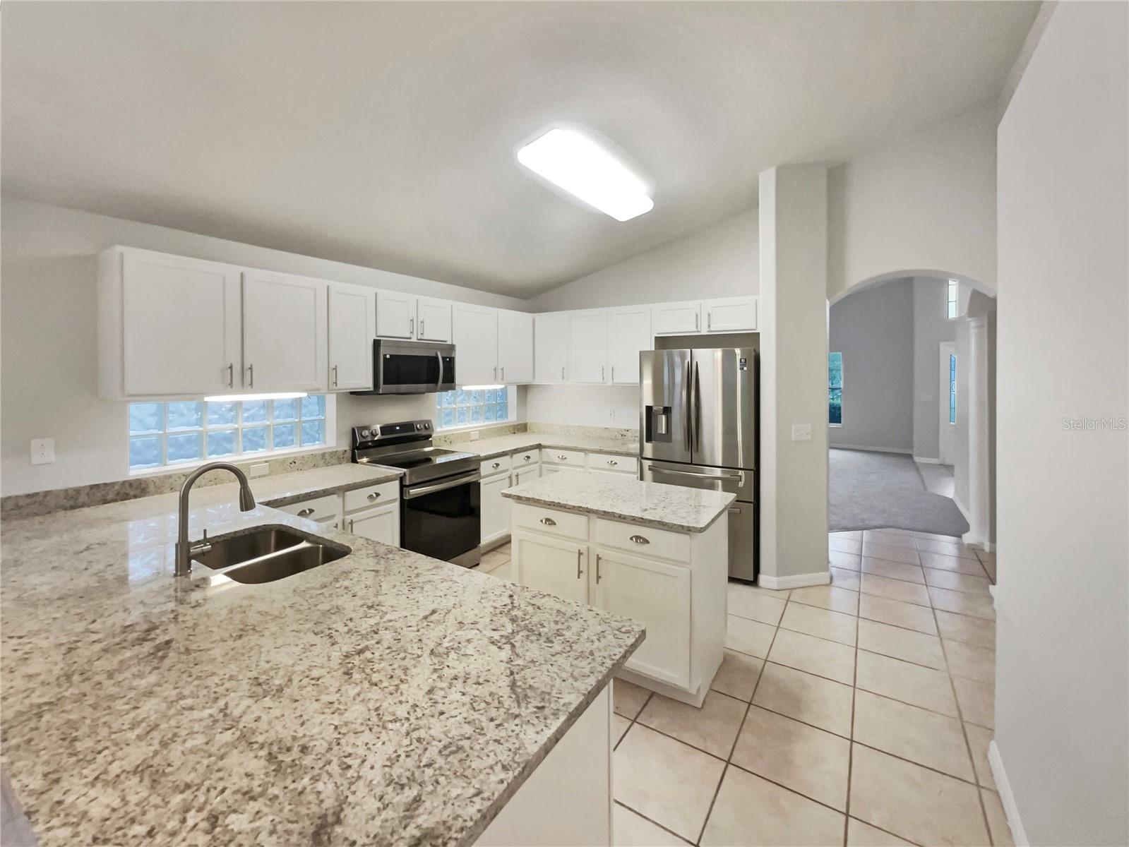 Image 9 of 34 For 5231 Alavista Drive