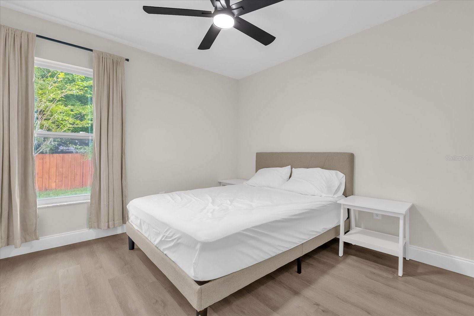 Image 11 of 21 For 3622 Huntwicke Boulevard