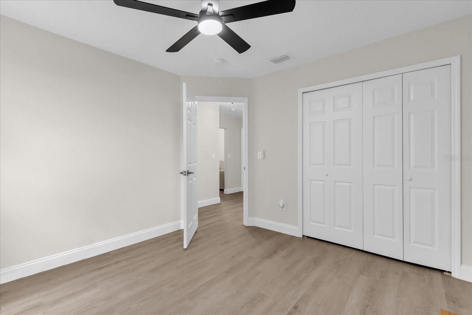 Image 13 of 21 For 3622 Huntwicke Boulevard