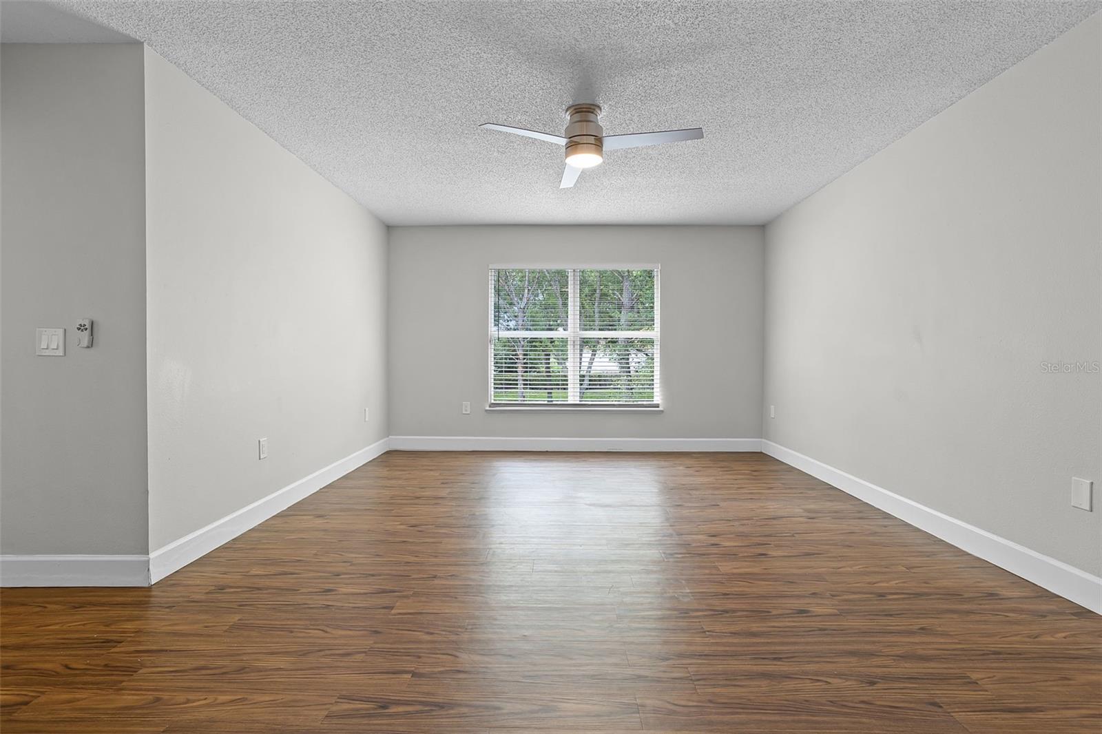 Image 16 of 35 For 4519 Willamette Circle