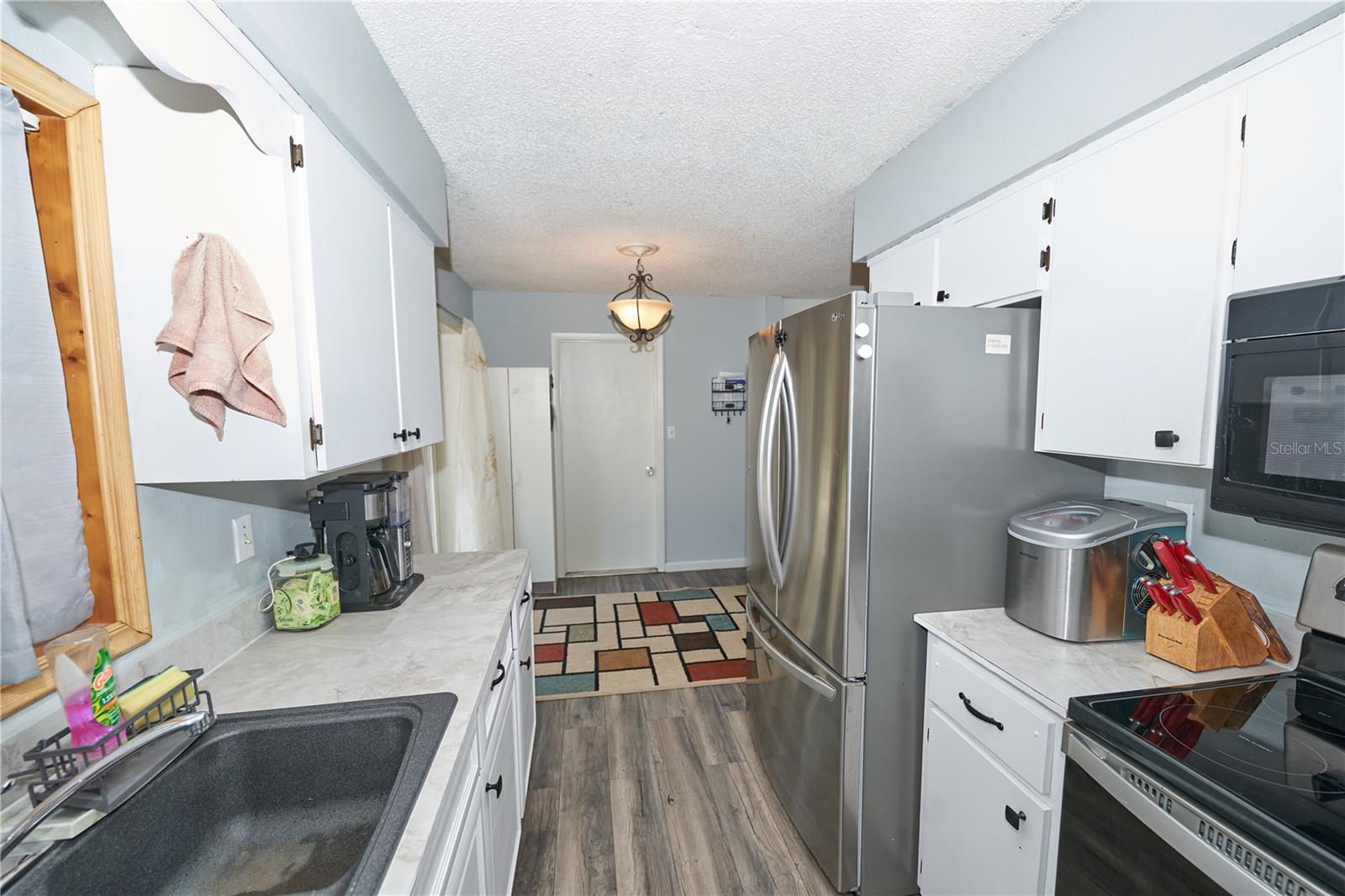 Image 12 of 49 For 881 Cedar Circle