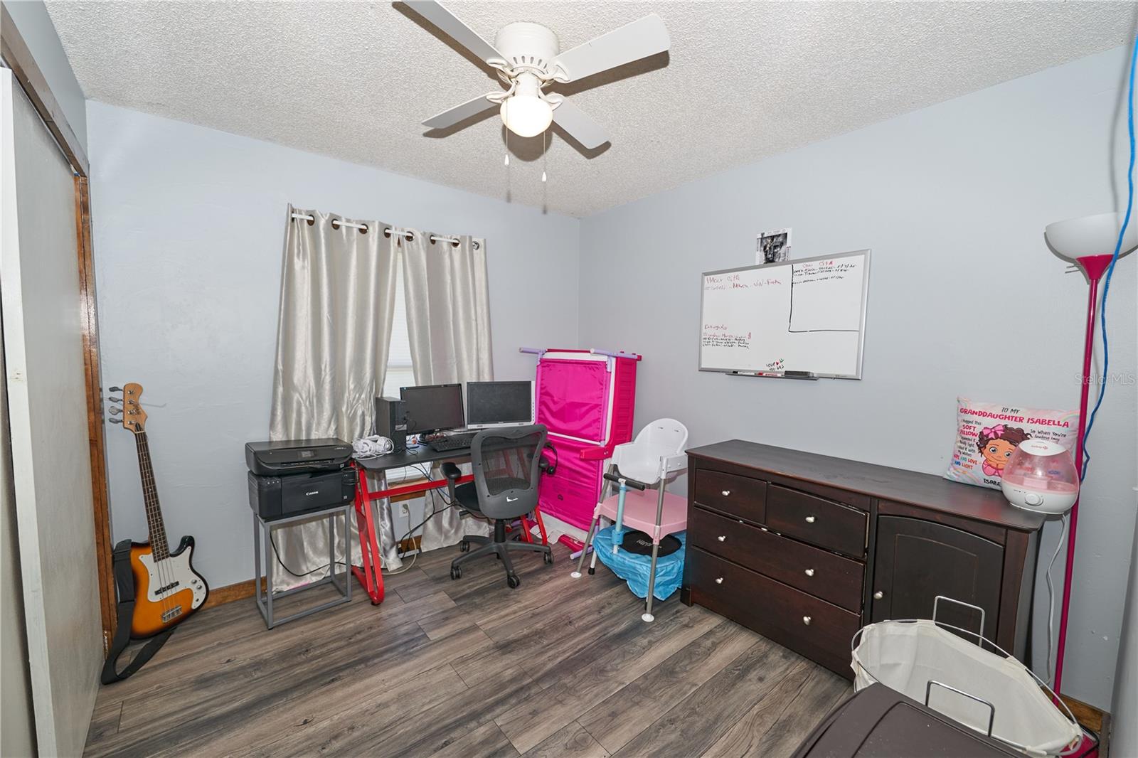 Image 28 of 49 For 881 Cedar Circle