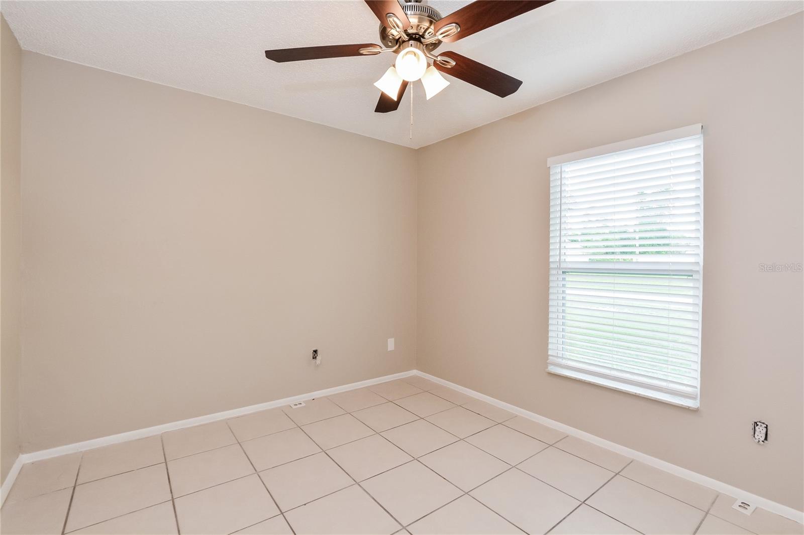 Image 12 of 16 For 2714 Waco Drive