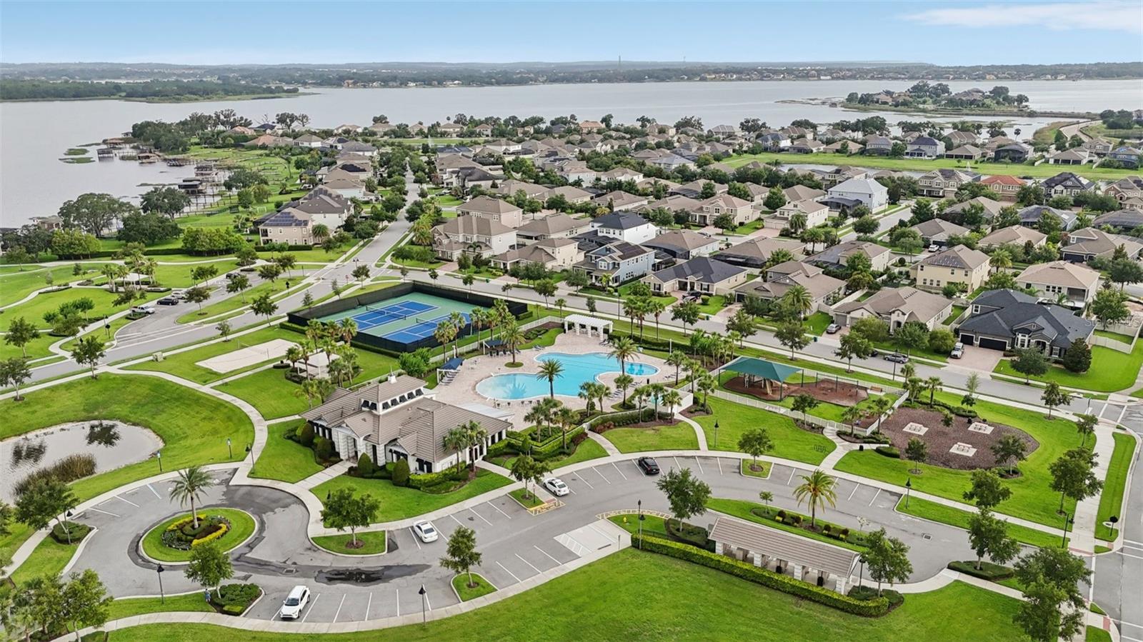 Image 85 of 90 For 15779 Tangerine Dream Court
