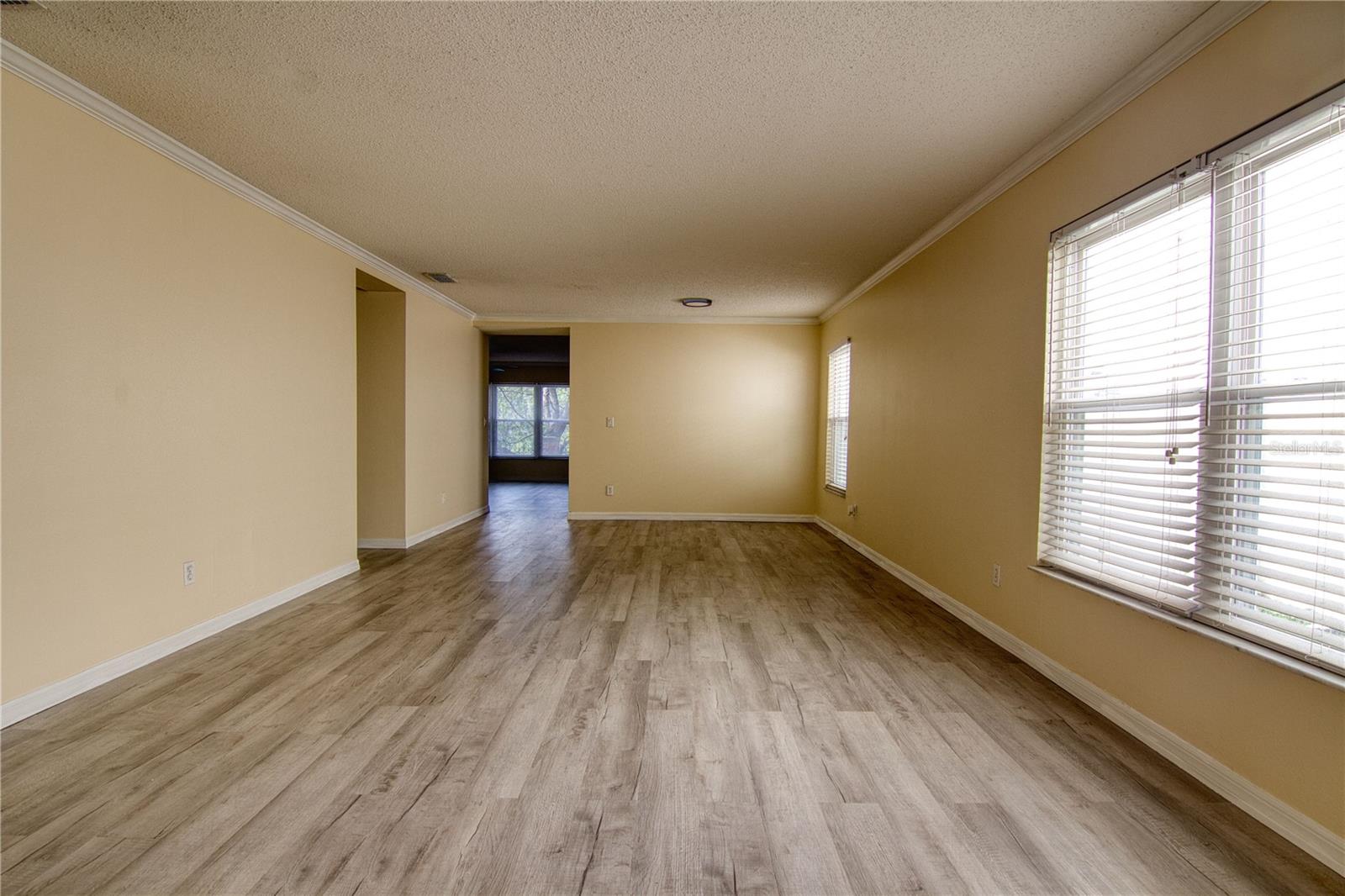 Image 4 of 21 For 16829 Gold Star Court